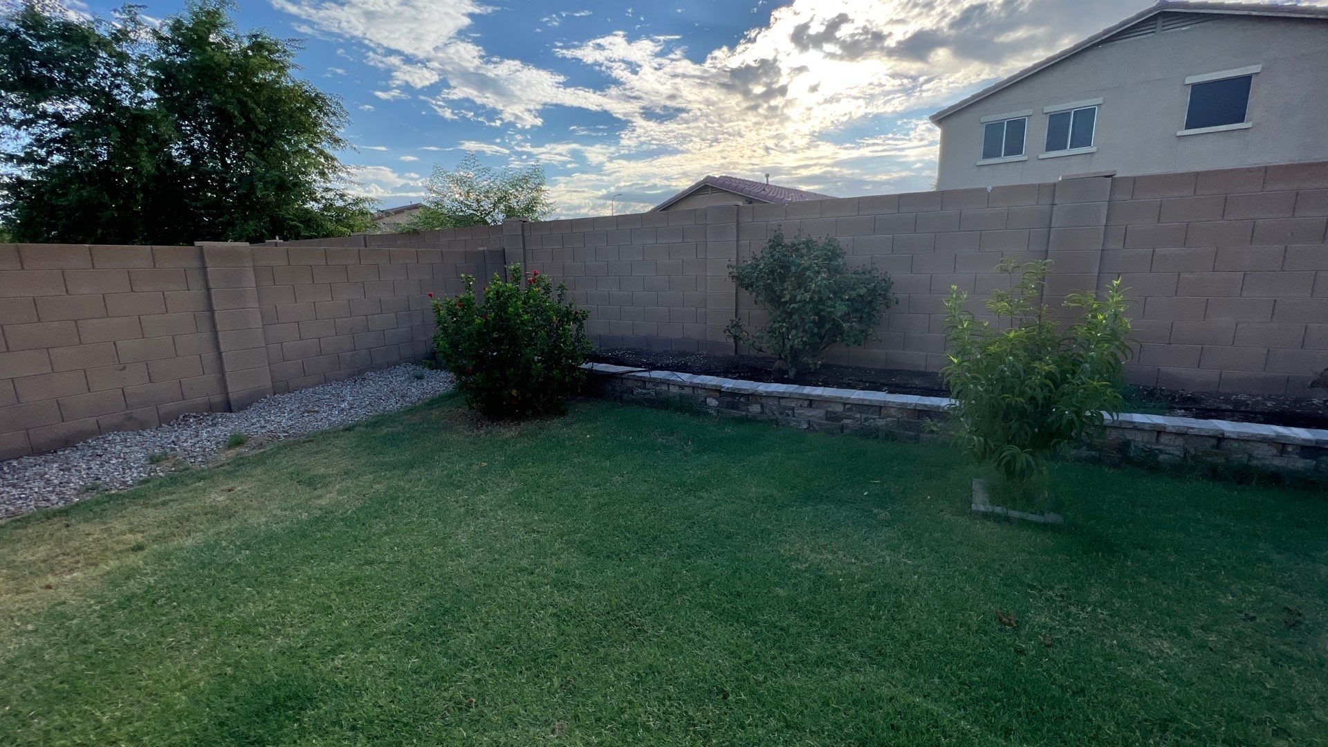 Exterior Painting using Dunn-Edwards EVERSHIELD®  by Crash of Rhinos Painting & Garage Floors