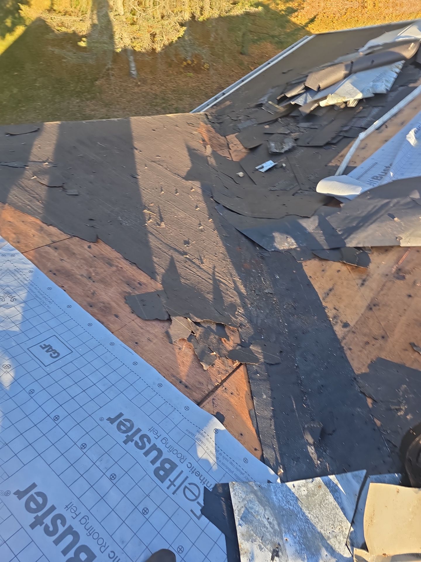 Residential Roofing Installation using GAF HDZ shingles and Gutter Replacement by Gellings Roofing & Siding