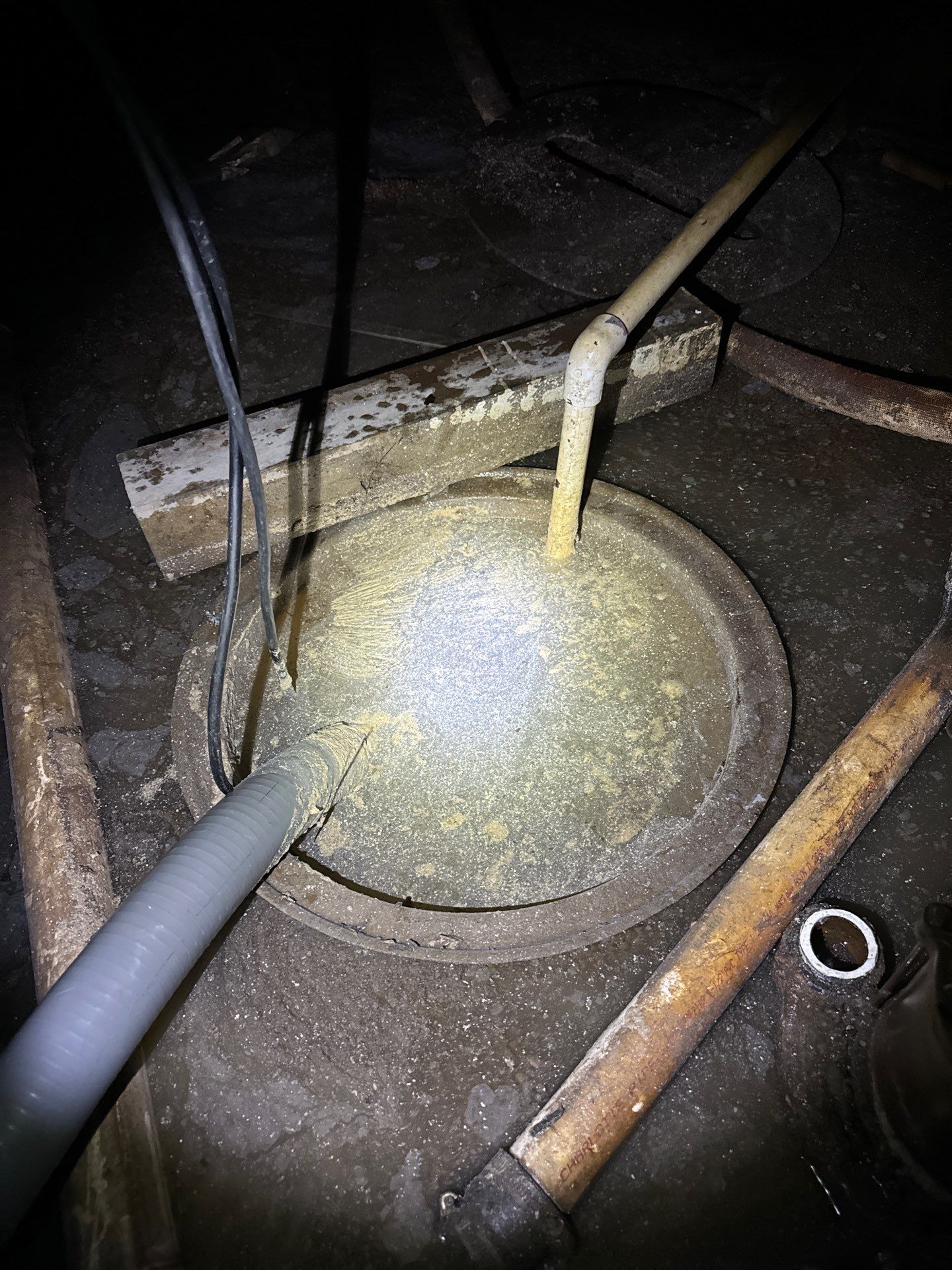Crawl Space Water Extraction by Chicagoland Water Medics
