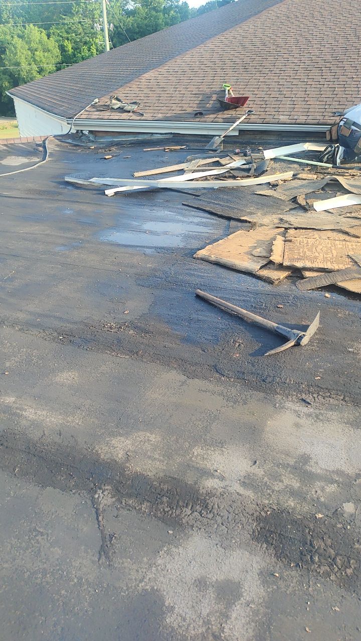 First Assembly of God, De Queen, Arkansas by Hostetler Roofing