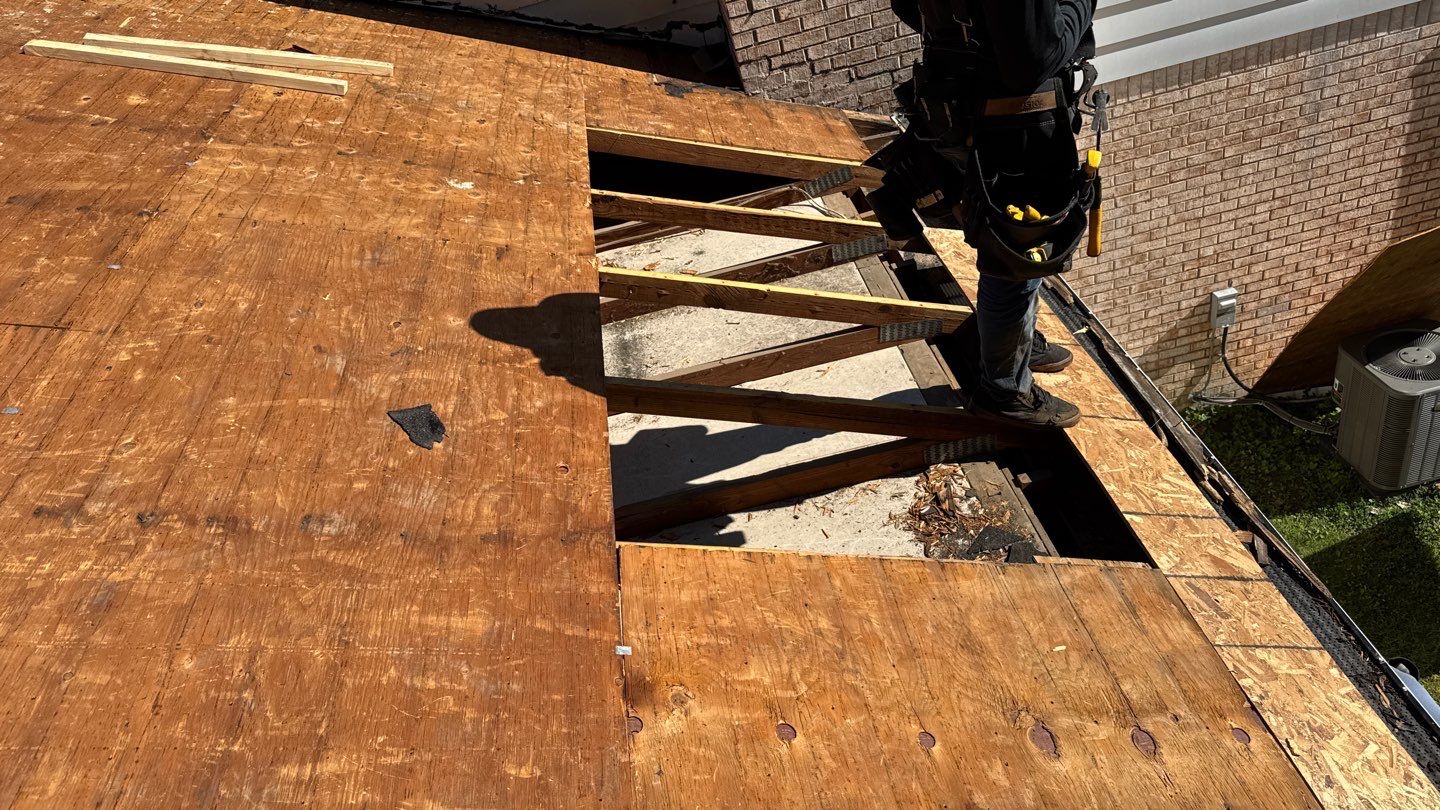 Roof Replacement using Owens Corning Onyx Black by 180 Contractors