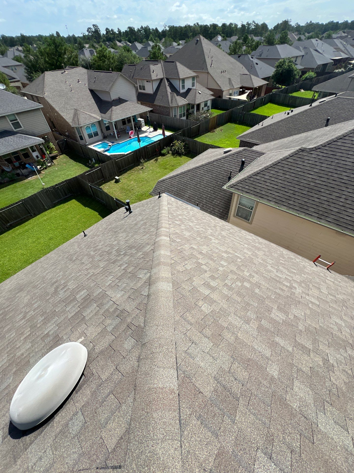 Hail Damage using Owen's Corning Duration (Lifetime) Shingles by Roof Repair Company