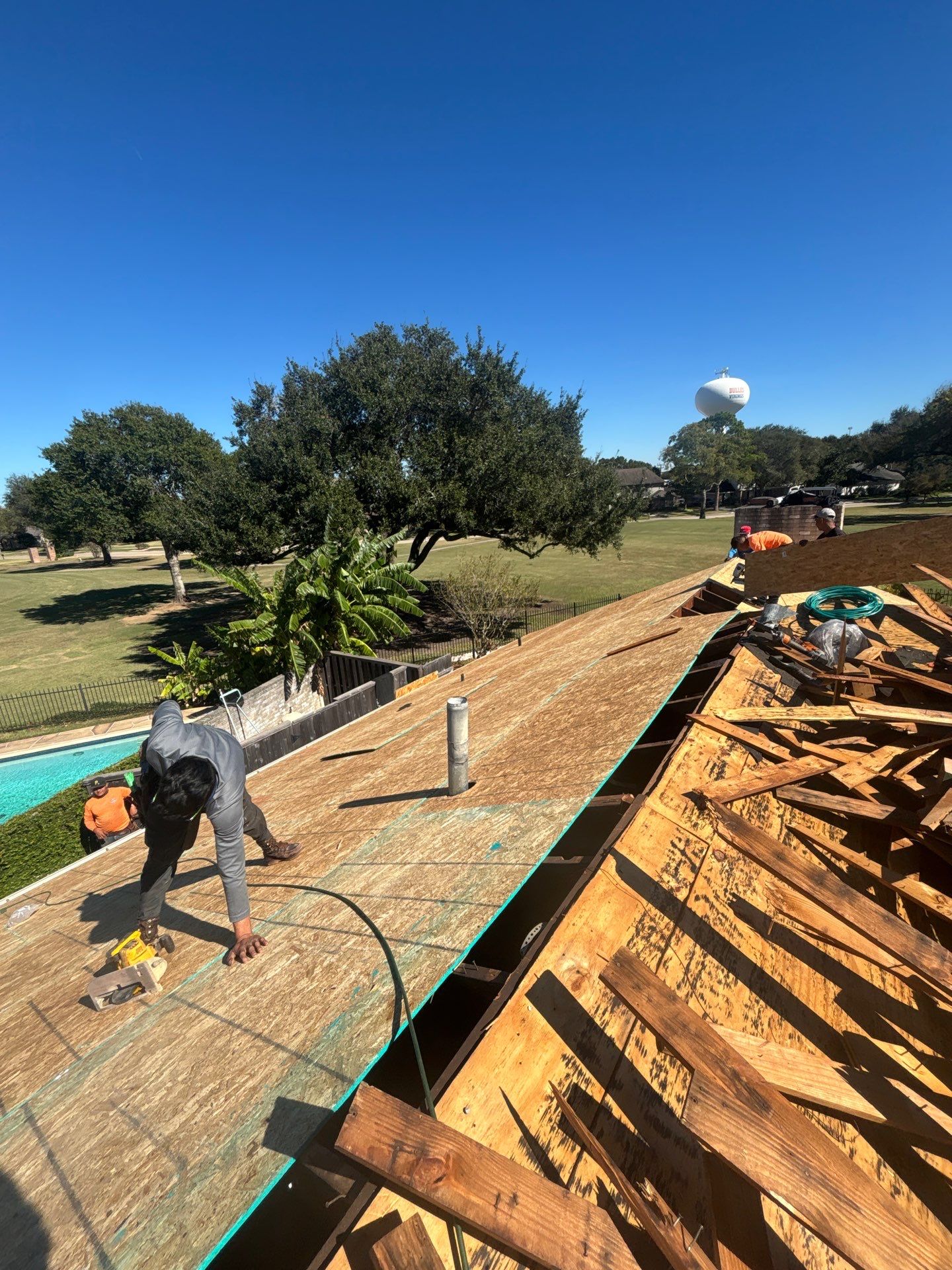 Roof Replacement in Sugar Creek, Sugar Land TX by Roof Repair Company