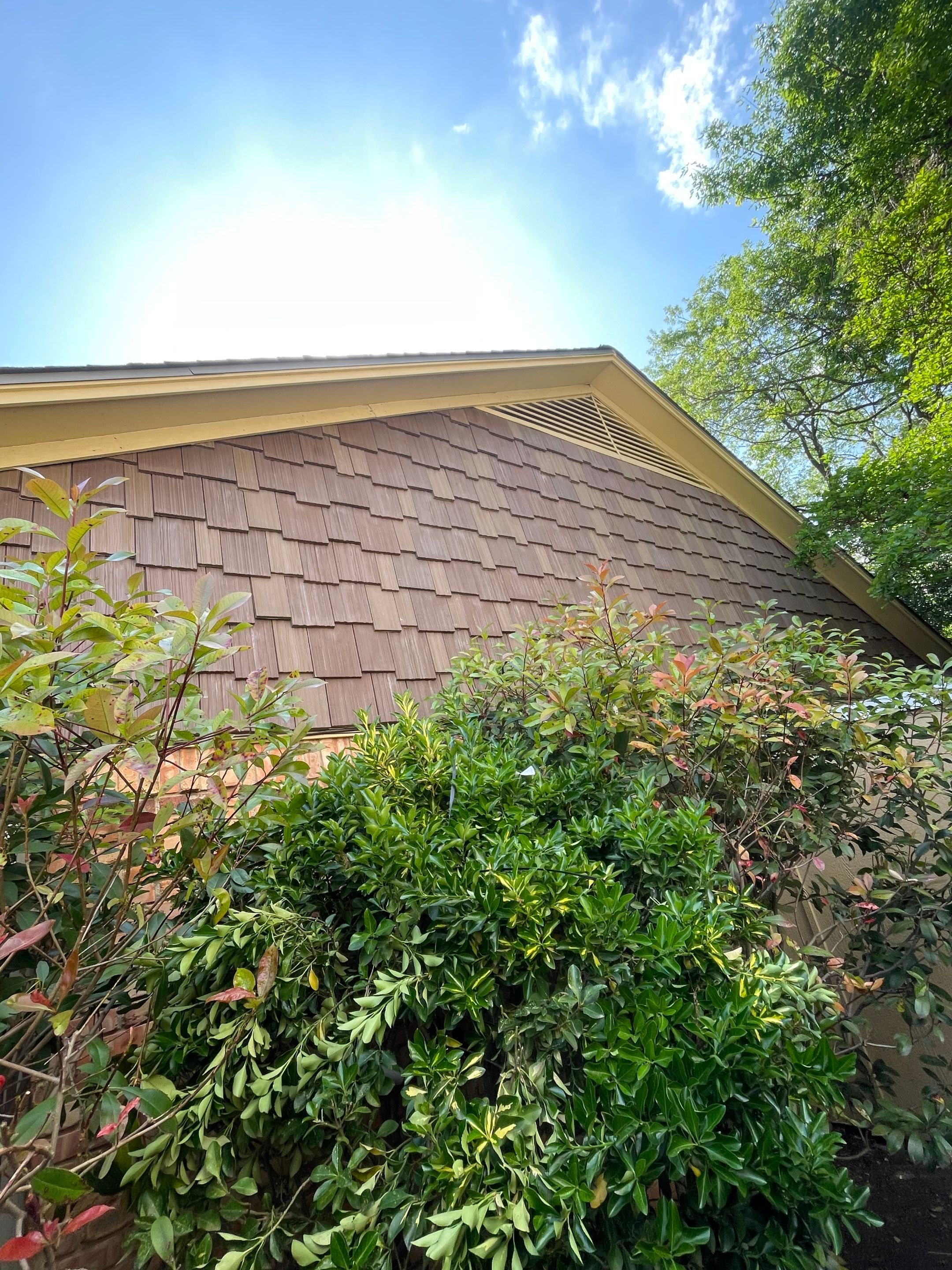 Gable Ends in Lake Highlands - DaVinci Shakes by Bert Roofing Inc