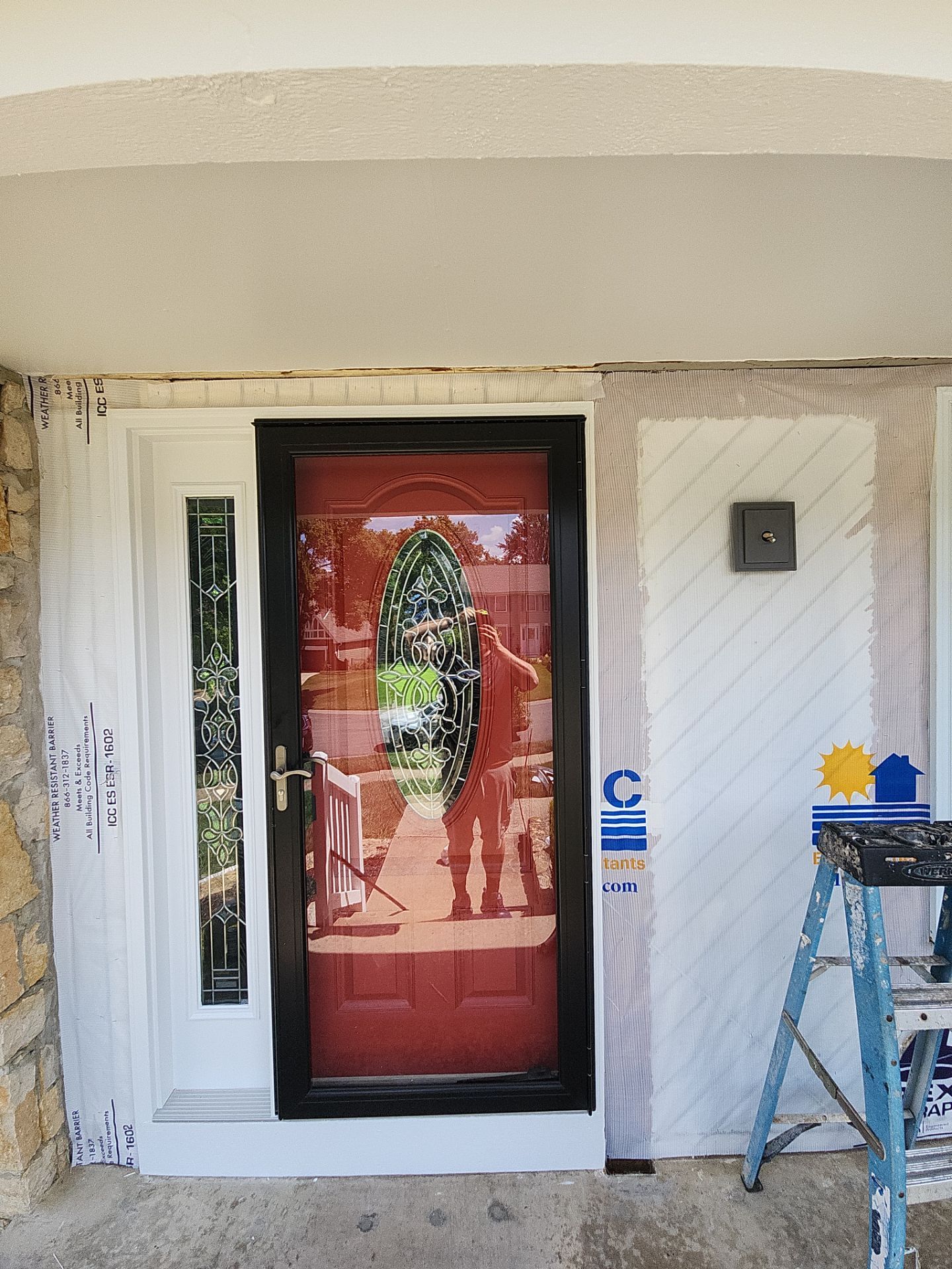James Hardie siding in Overland park  by EEC  Windows, Siding & Roofing 