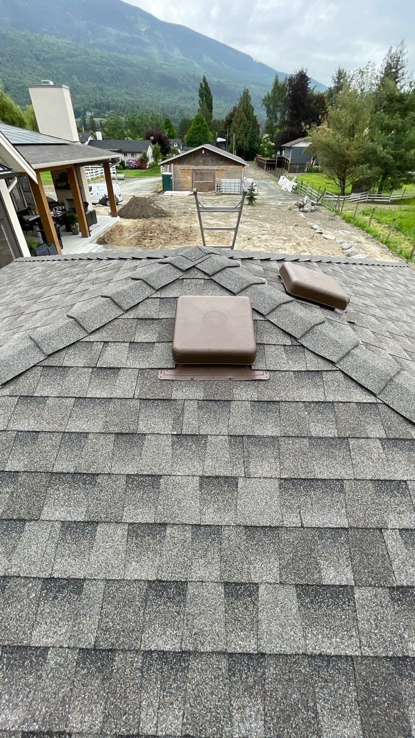 Residential Roofing Installation using GAF Timberline HDZ by Top Notch Roofing Inc