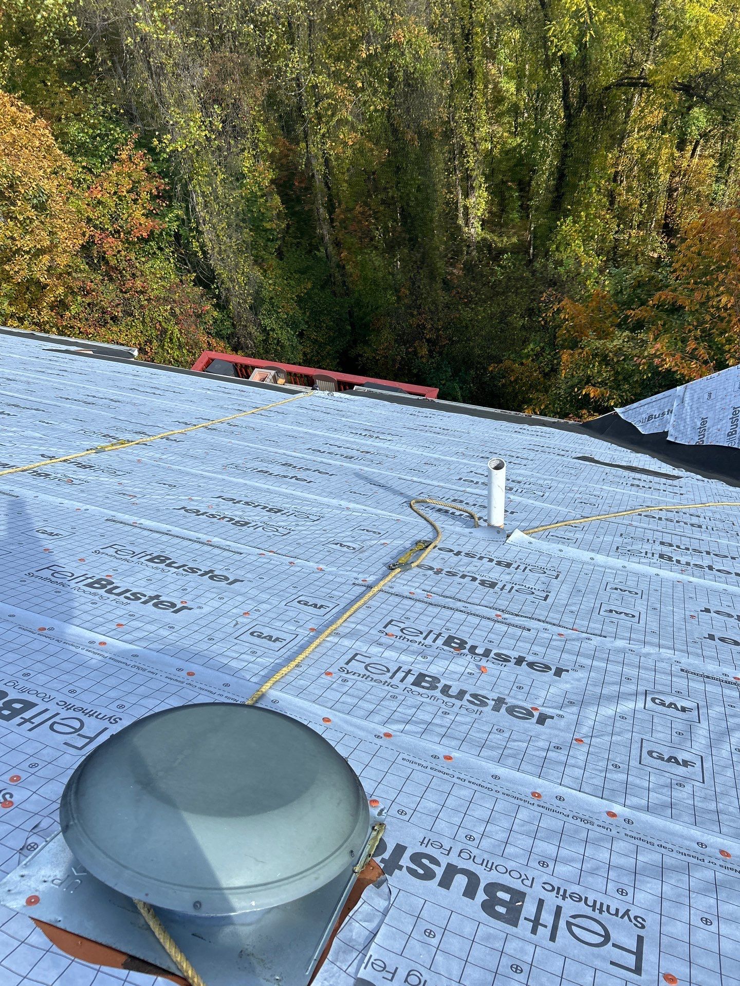 Residential Roofing Installation using GAF Timberline HDZ Charcoal by Rainstoppers Roofing