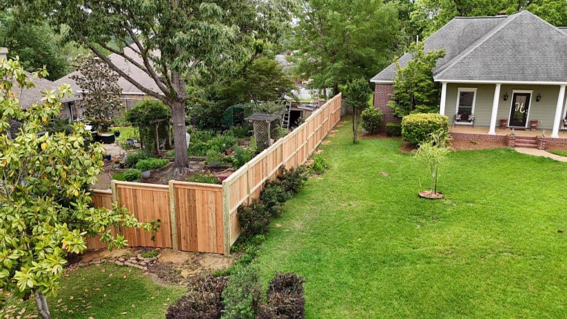 8' Cedar Good Neighbor 6x6 by Roberson Construction LLC