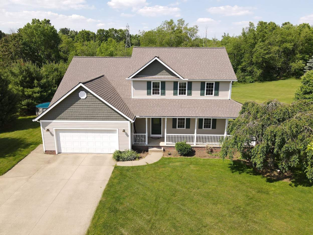 Polaris Homescape Shake Siding, Mountain Pine by Eagle Eye Roofing