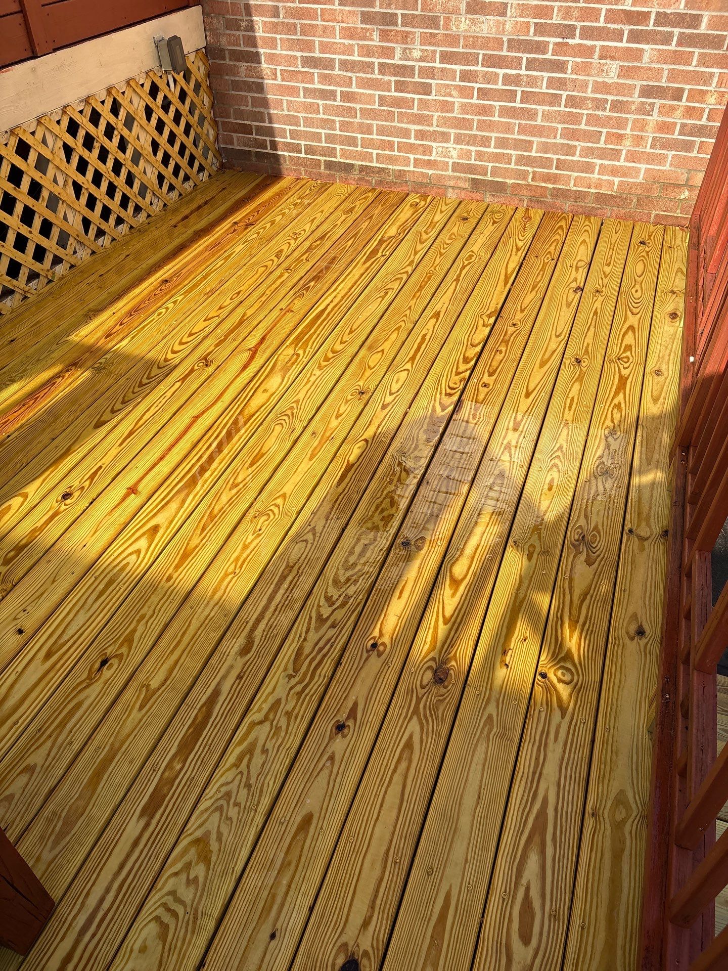 Wood Deck using Wood Sealant by DuraSeal