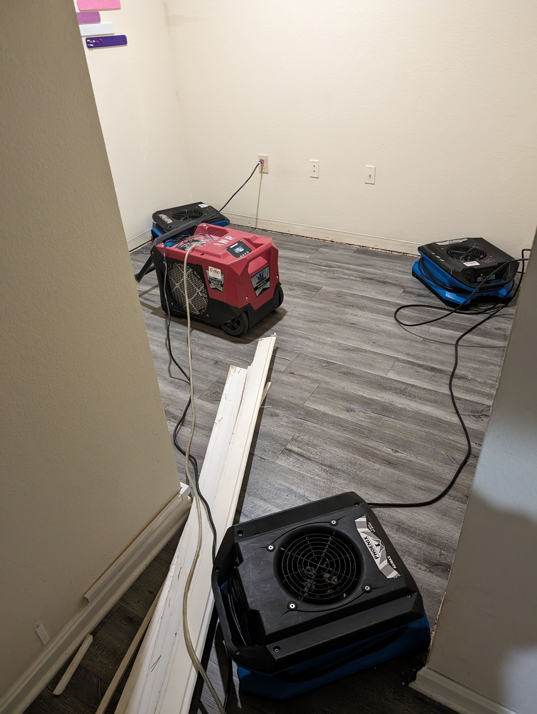 Emergency Service Water Mitigation in Louisville, KY  by ANR Restoration