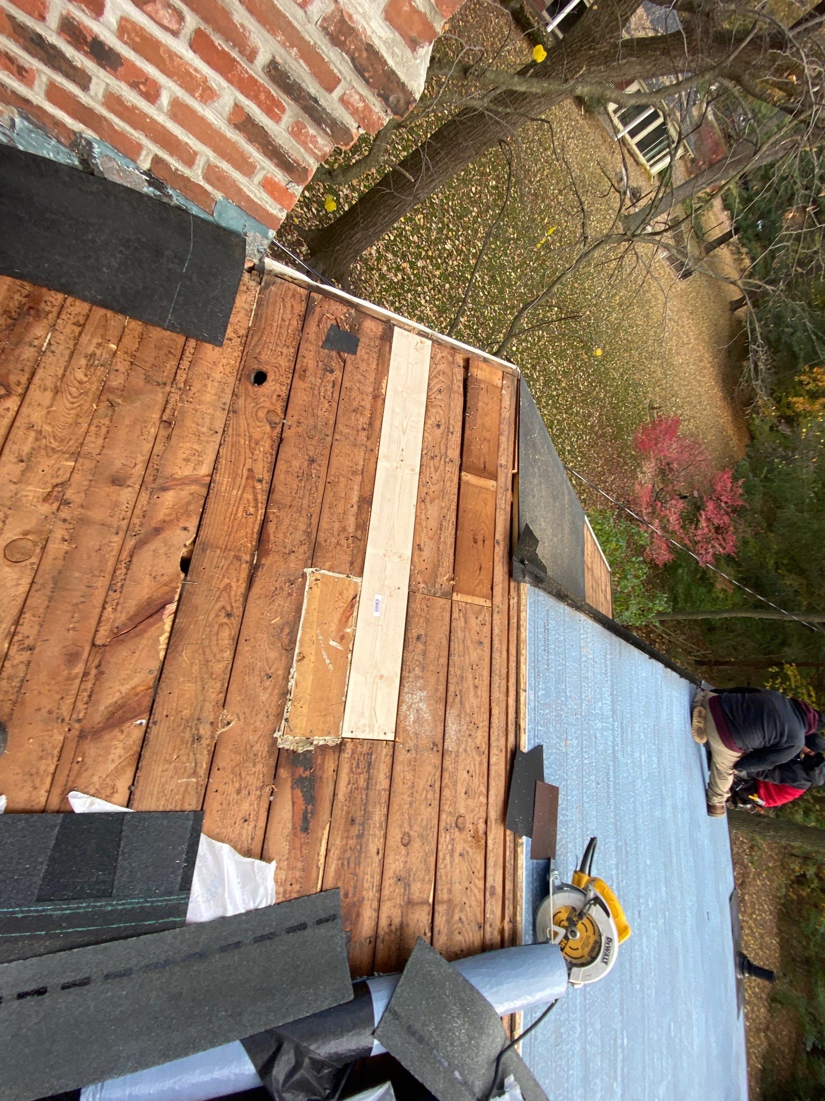 Roof Replacement using CertainTeed Landmark by 180 Contractors