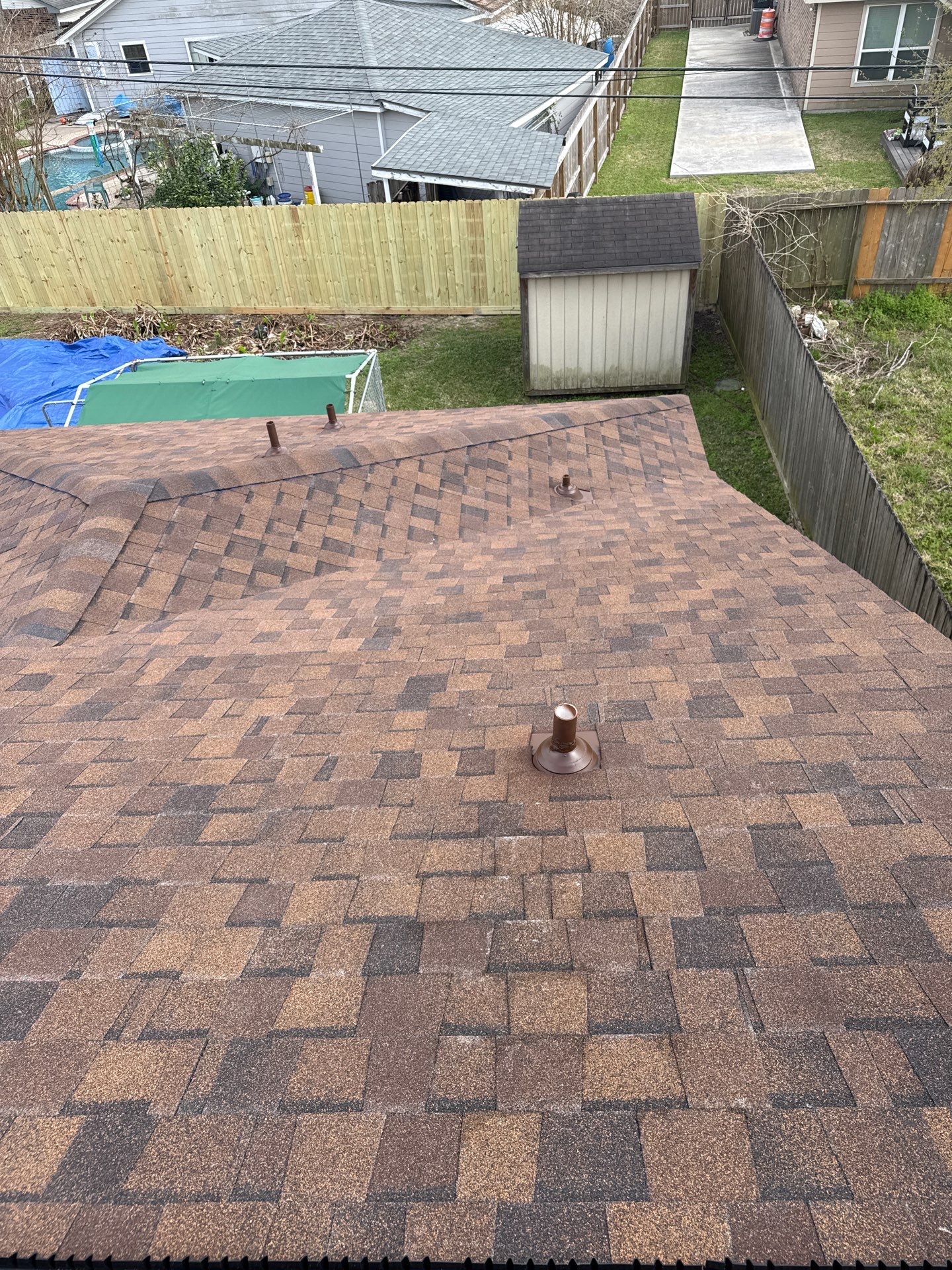Crosby Roof Installation using Atlas Pinnacle Pristine by Modern BYLT Roofing & Construction