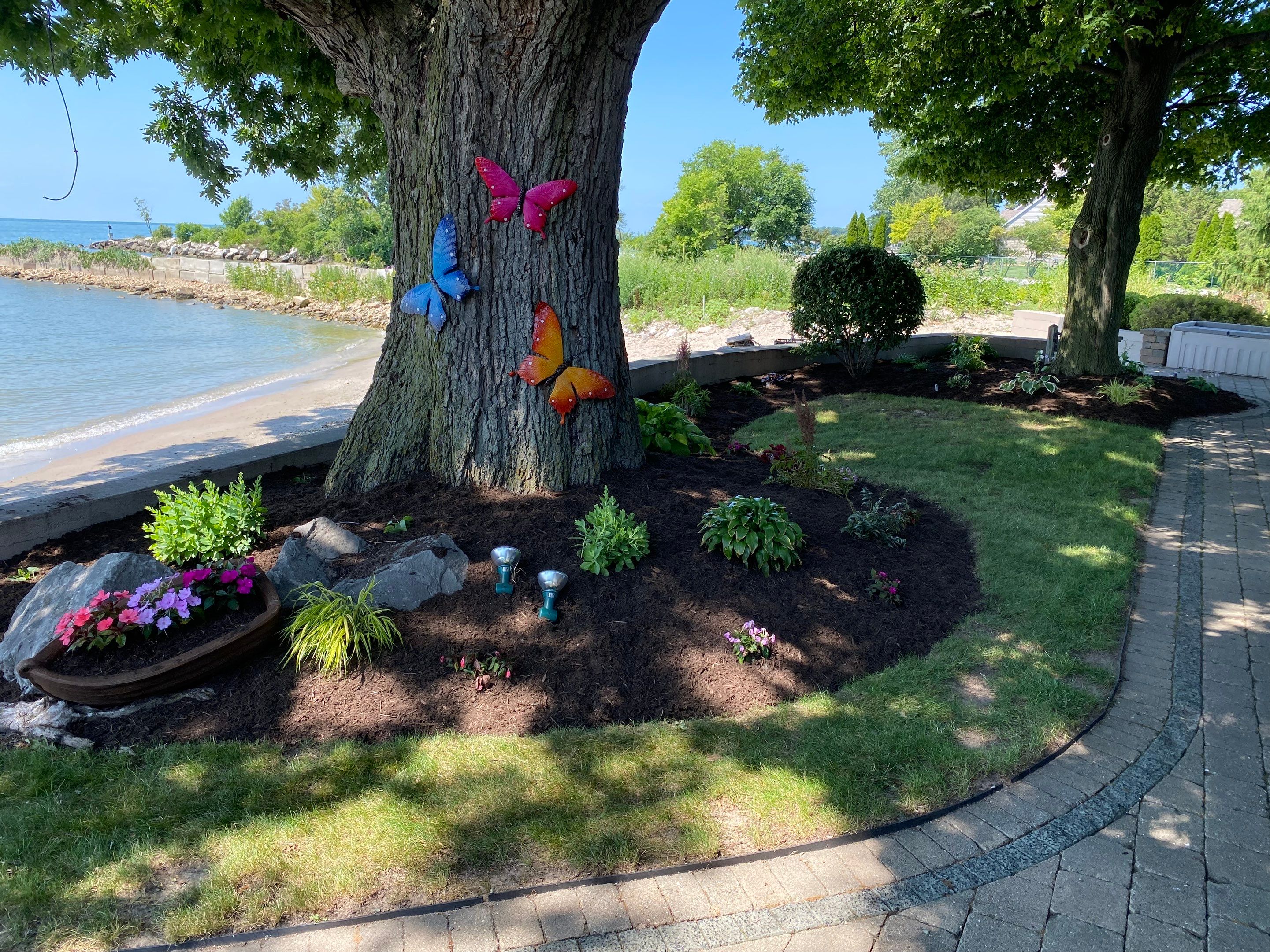 Lake House Maintenance by Elm Rose Gardens