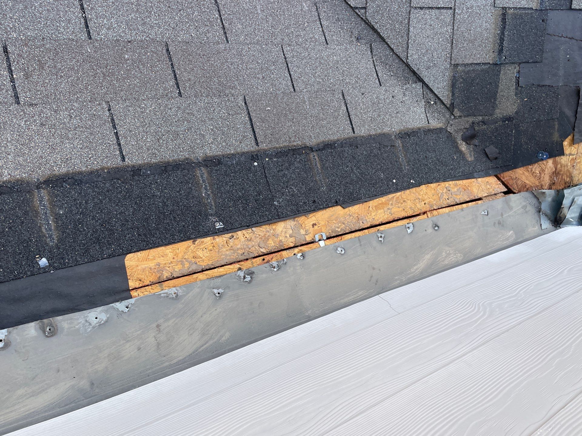 Residential Roofing Repair using Owen's Corning Duration (Lifetime) Shingles by Roof Repair Company