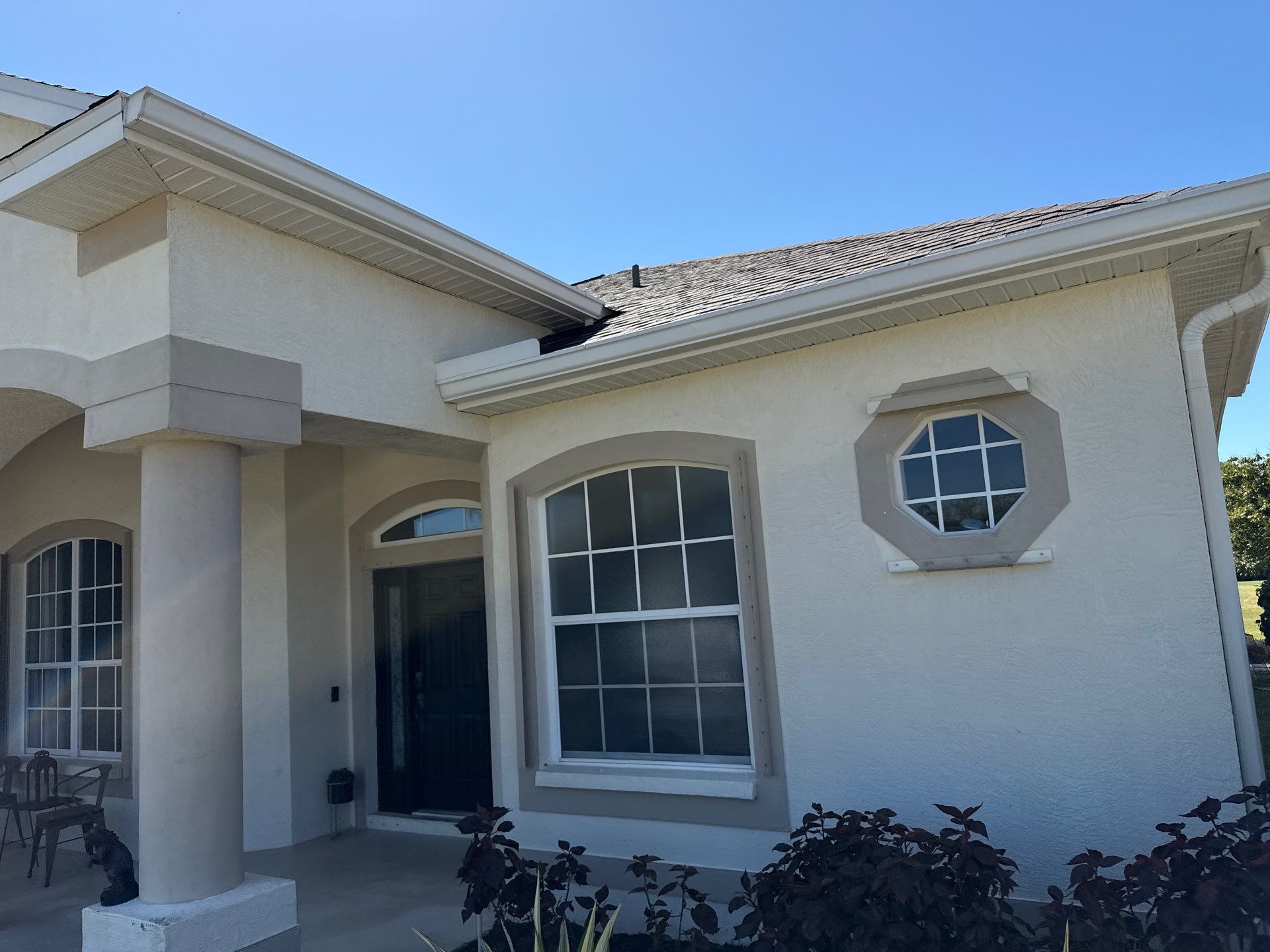 House Wash, Paver Pool Deck & Screen Enclosure Cleaning in Greenfield Plantation | Bradenton, FL by Sunshine AquaWash
