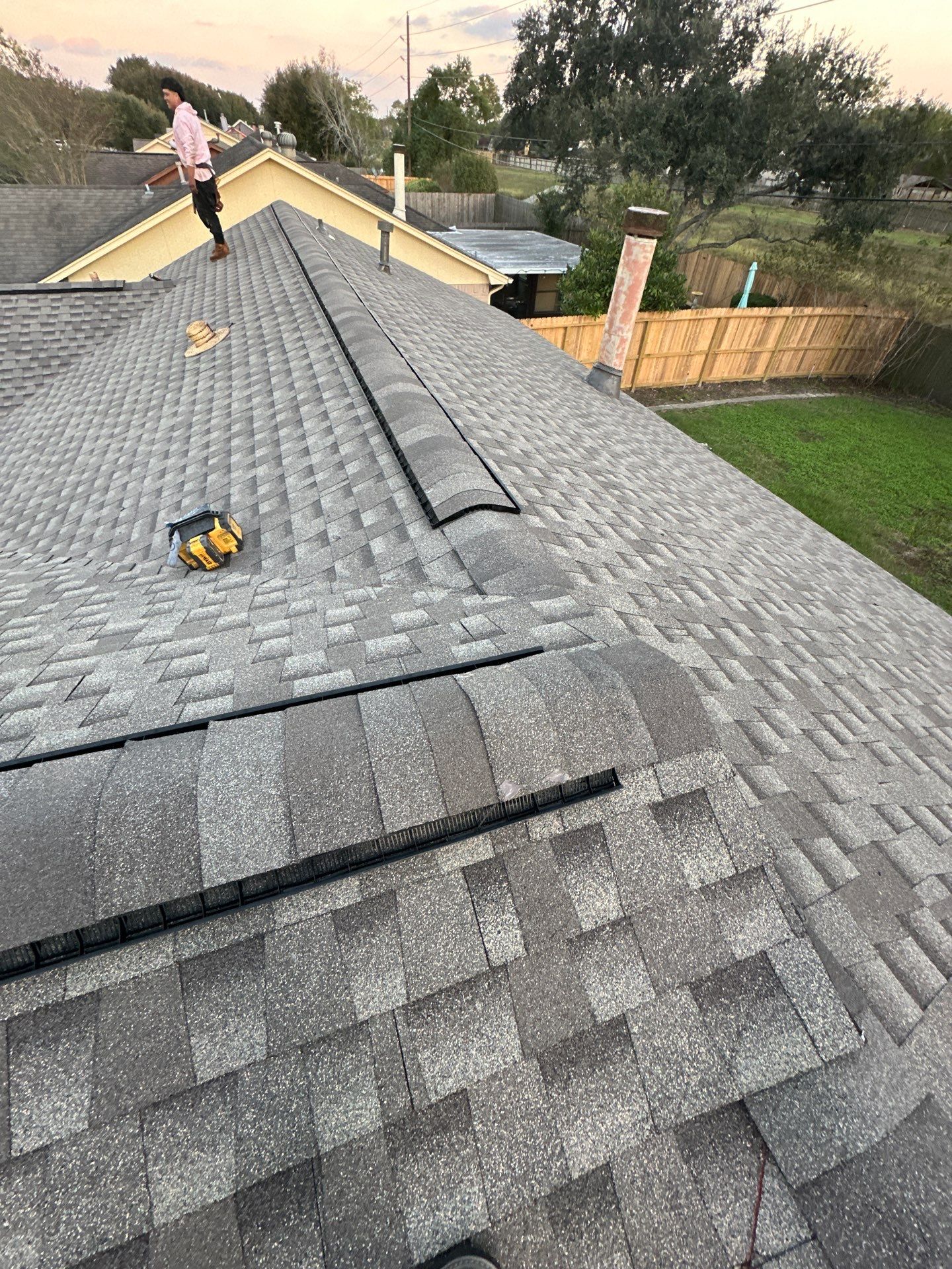 Gaf hdz weatherwood Pearland, Tx by Motion Roofing