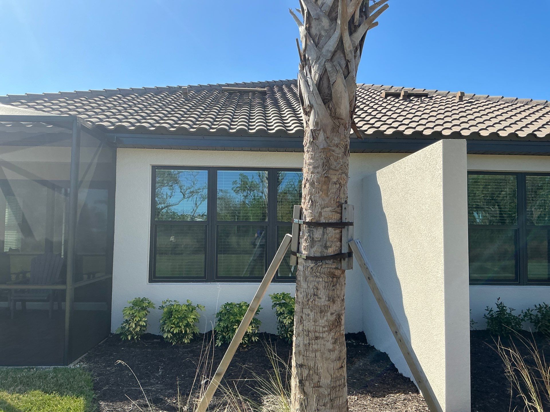 7-Inch Box Gutters for Homes in Bradenton FL by Gutter Professors