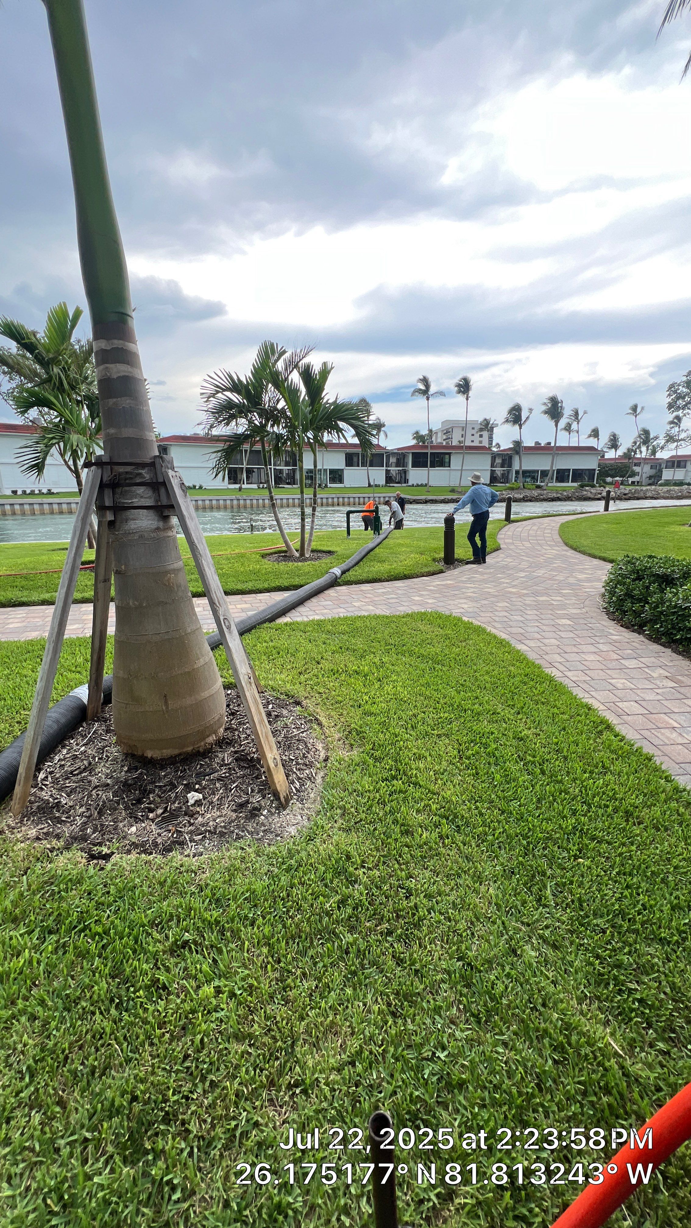 Naples Condo Complex Stormwater System Maintenance and Hurricane Cleanup by APS Power & Water