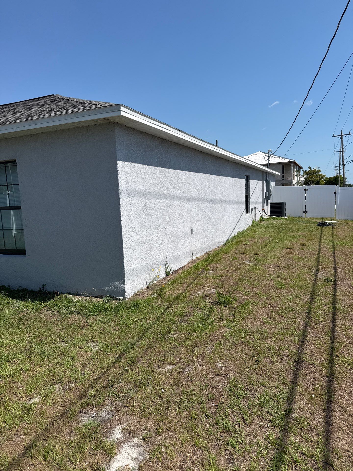 Seamless Aluminum Gutter Installation using K-Style Seamless Gutters in Cape Coral FL by Gutter Professors