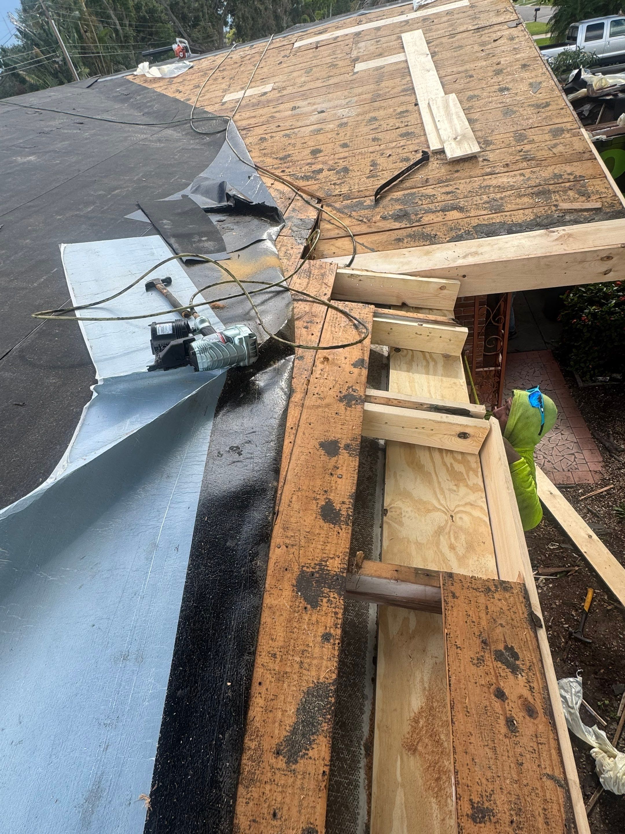 Project in Seminole 33772 by Mitchell Roofing Company LLC 