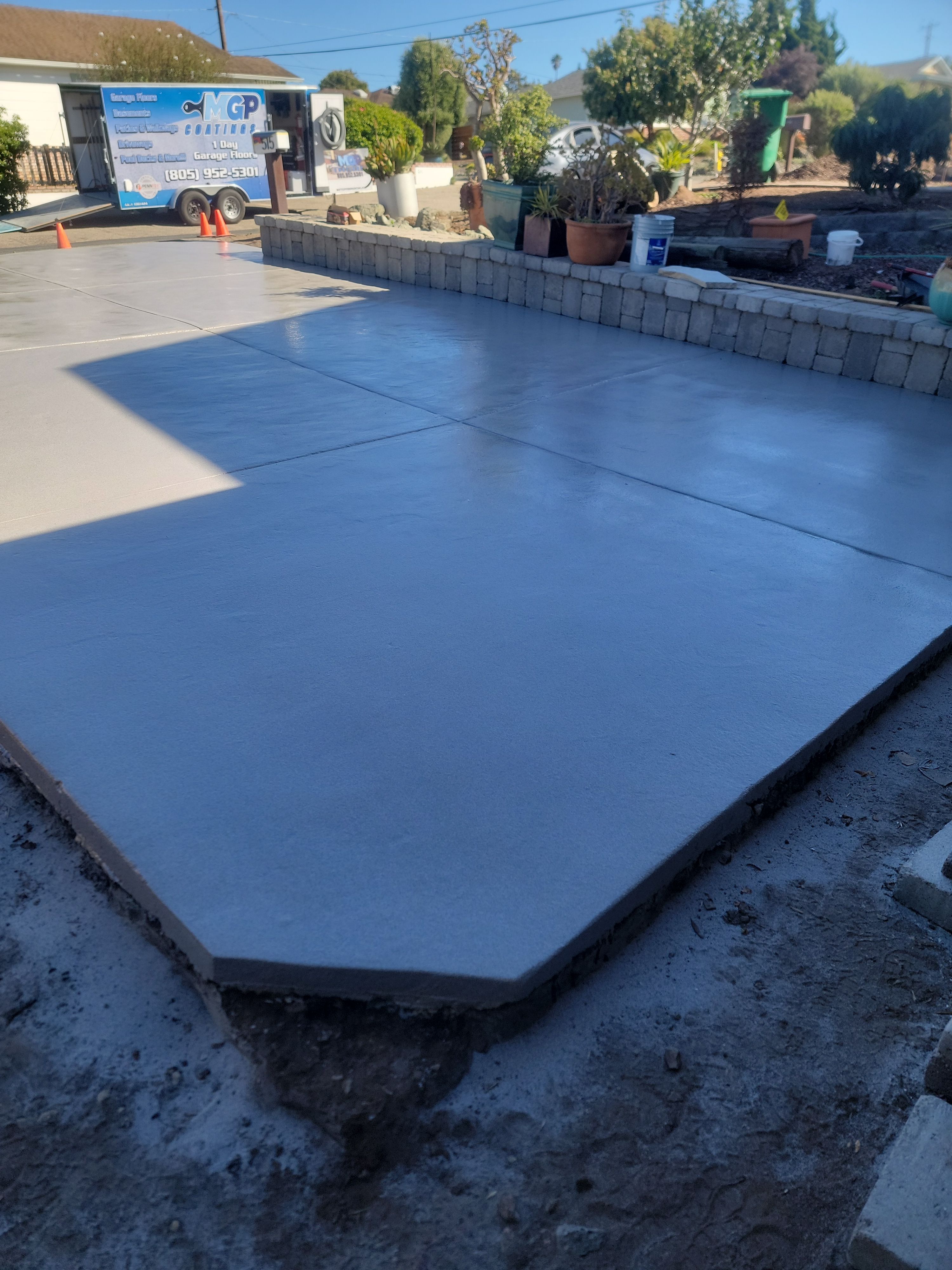 Stonewash Garage Floor Coating and Quartz Concrete Driveway in Morro Bay by MGP Coatings