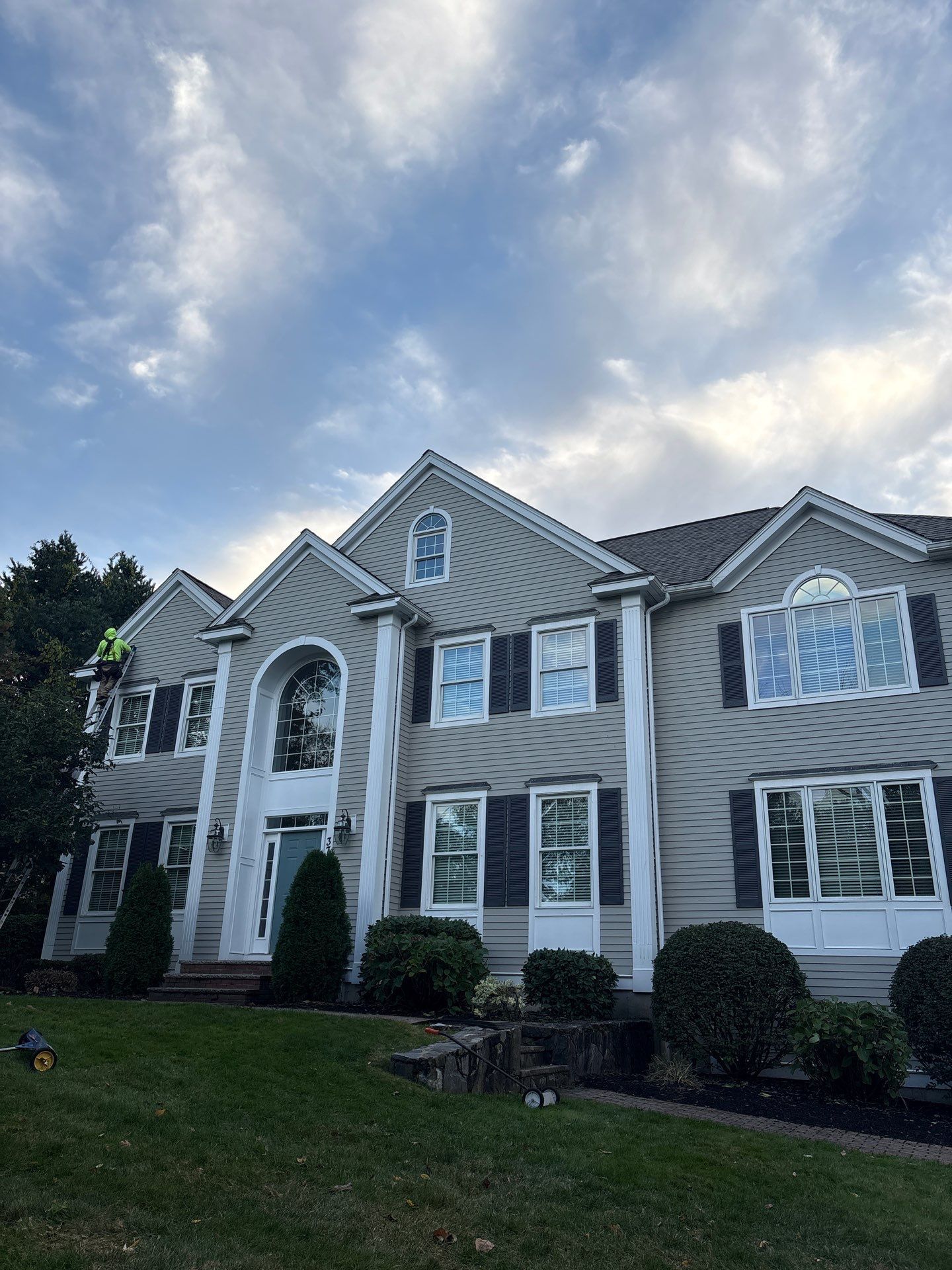 North Andover Premium Roof Replacement with Metal Valleys & Heavy-Duty Protection by Mighty Dog Roofing of Greater Middlesex County