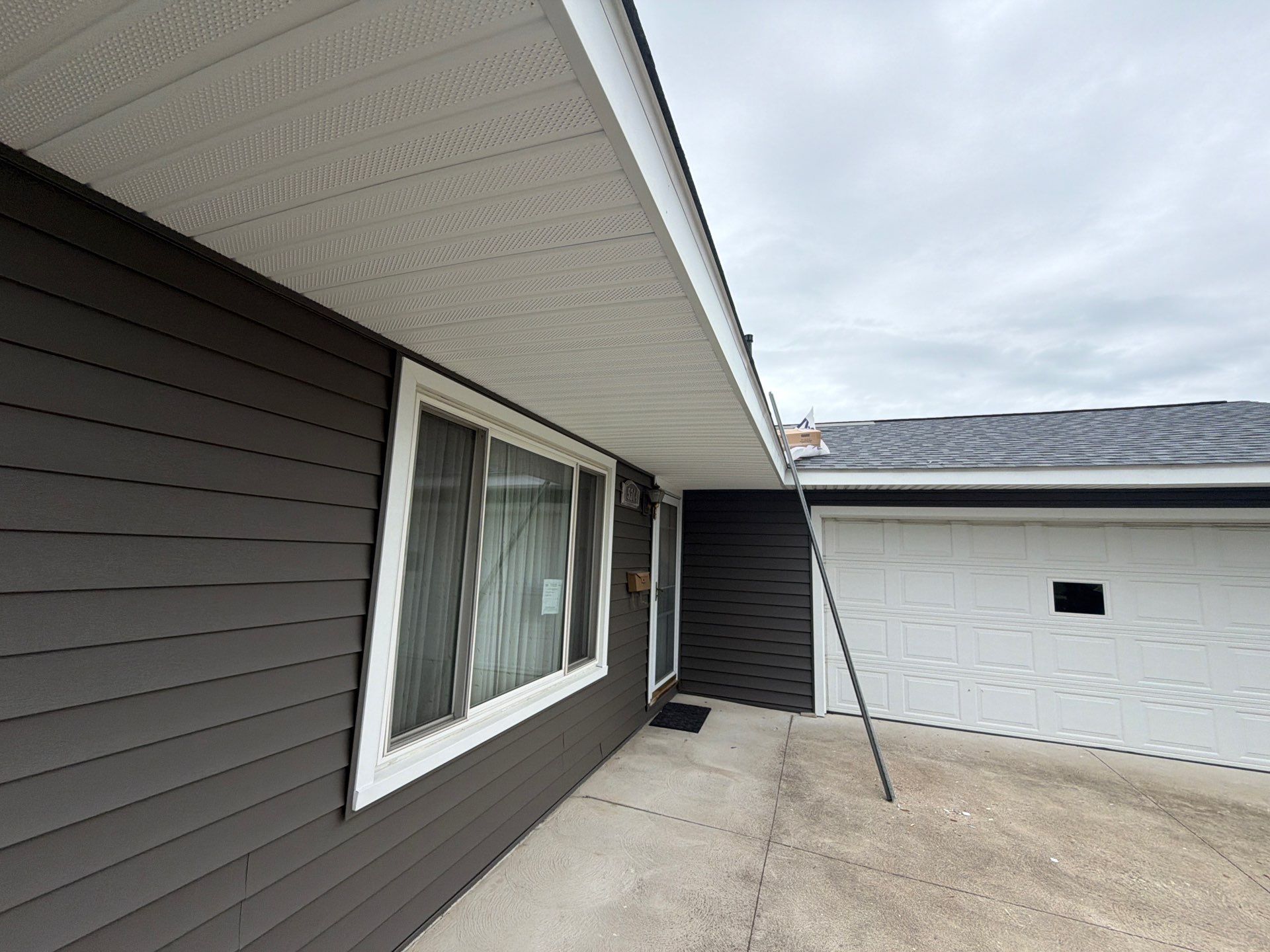 Alside Coventry Siding and Gutter Installation in Parma, Ohio by Homestyle Home Improvements (HHI)