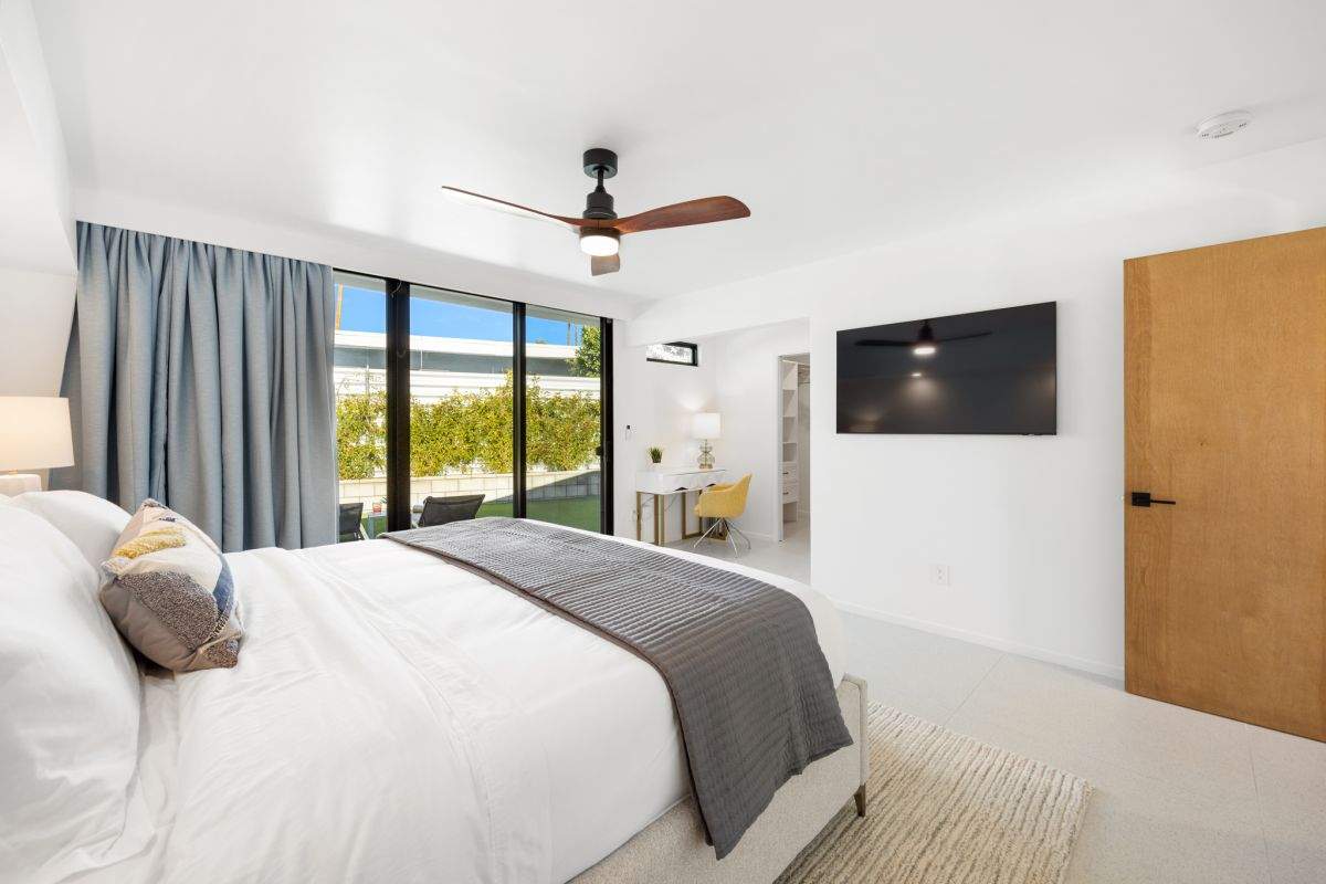 Palm Springs Midcentury Modern Home by One Stop Source