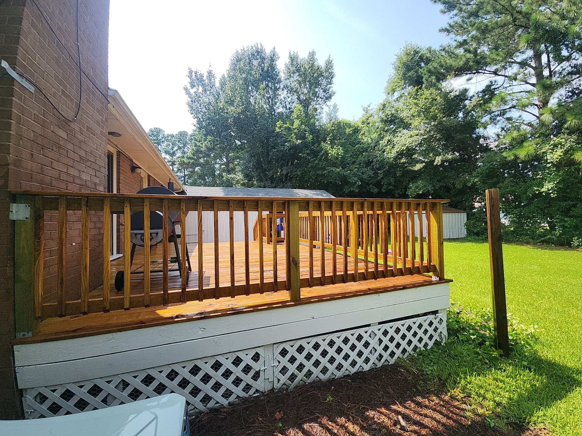 Wood Deck using Wood Sealant by DuraSeal