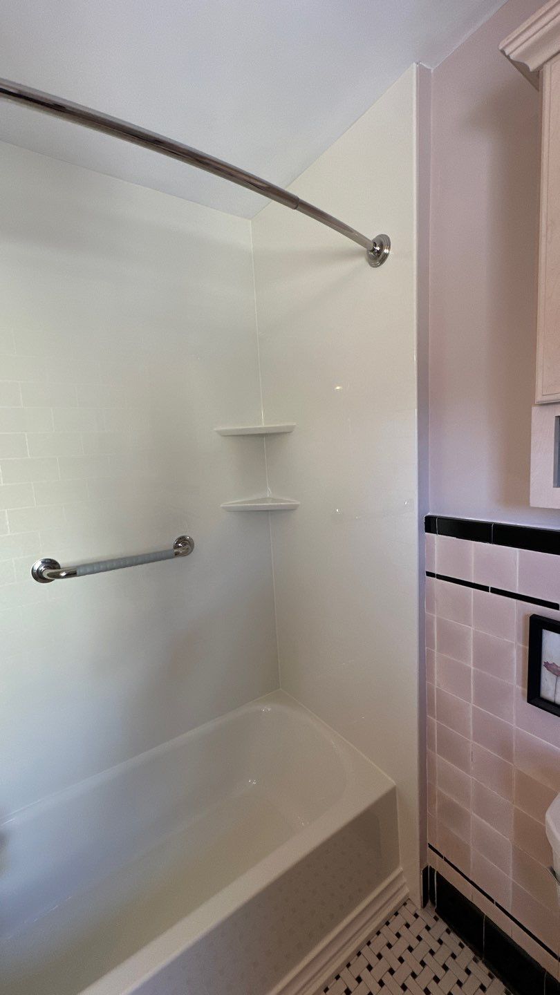 Tub Replacement in Albany, NY by Yankee Home Improvement