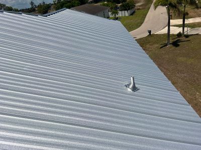 Residential Roofing Installation using Durabull Elite Seam System