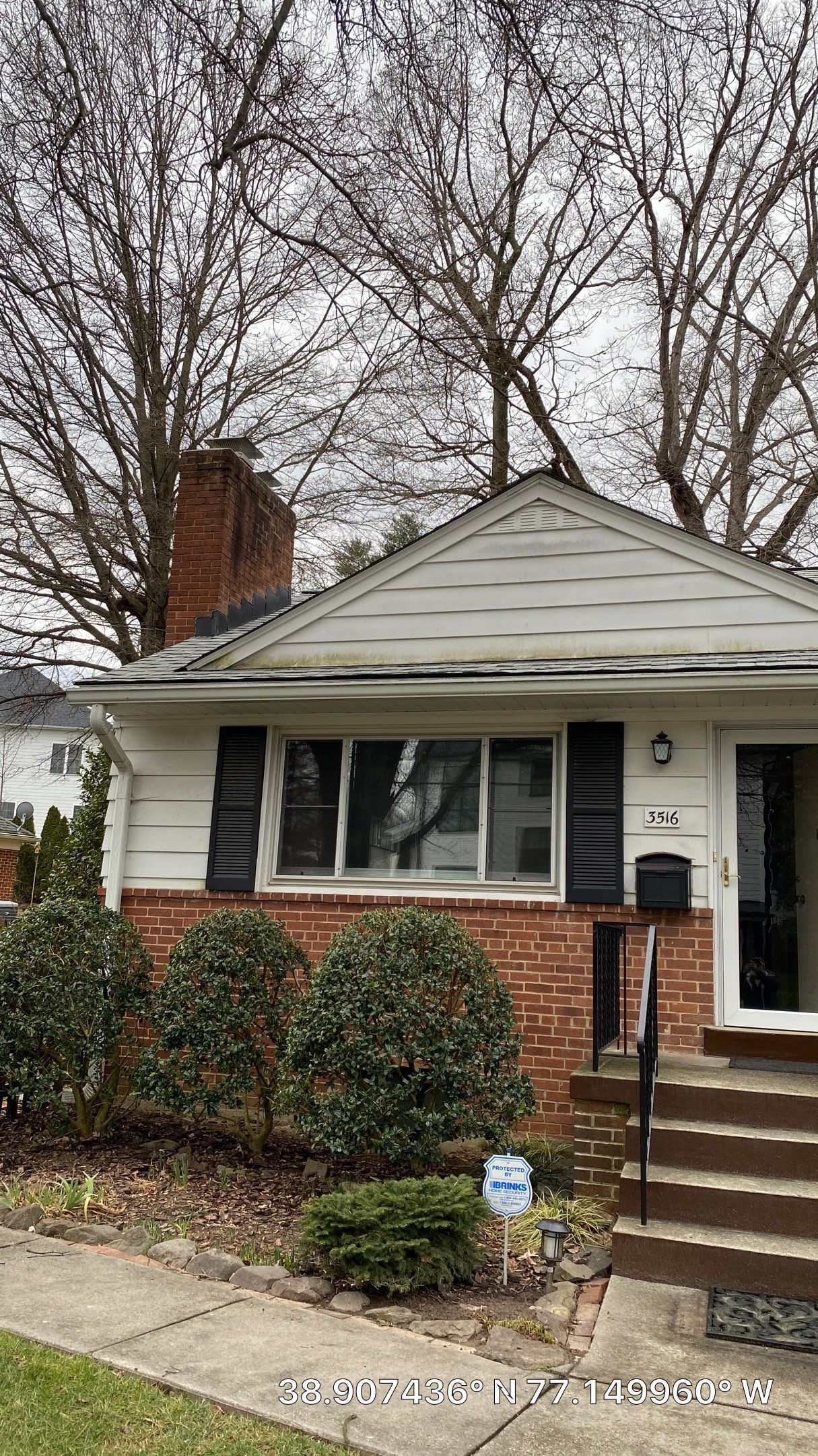 Arlington: CertainTeed Landmark Designer Shingles in Cobblestone Gray by RM Banning, Inc.