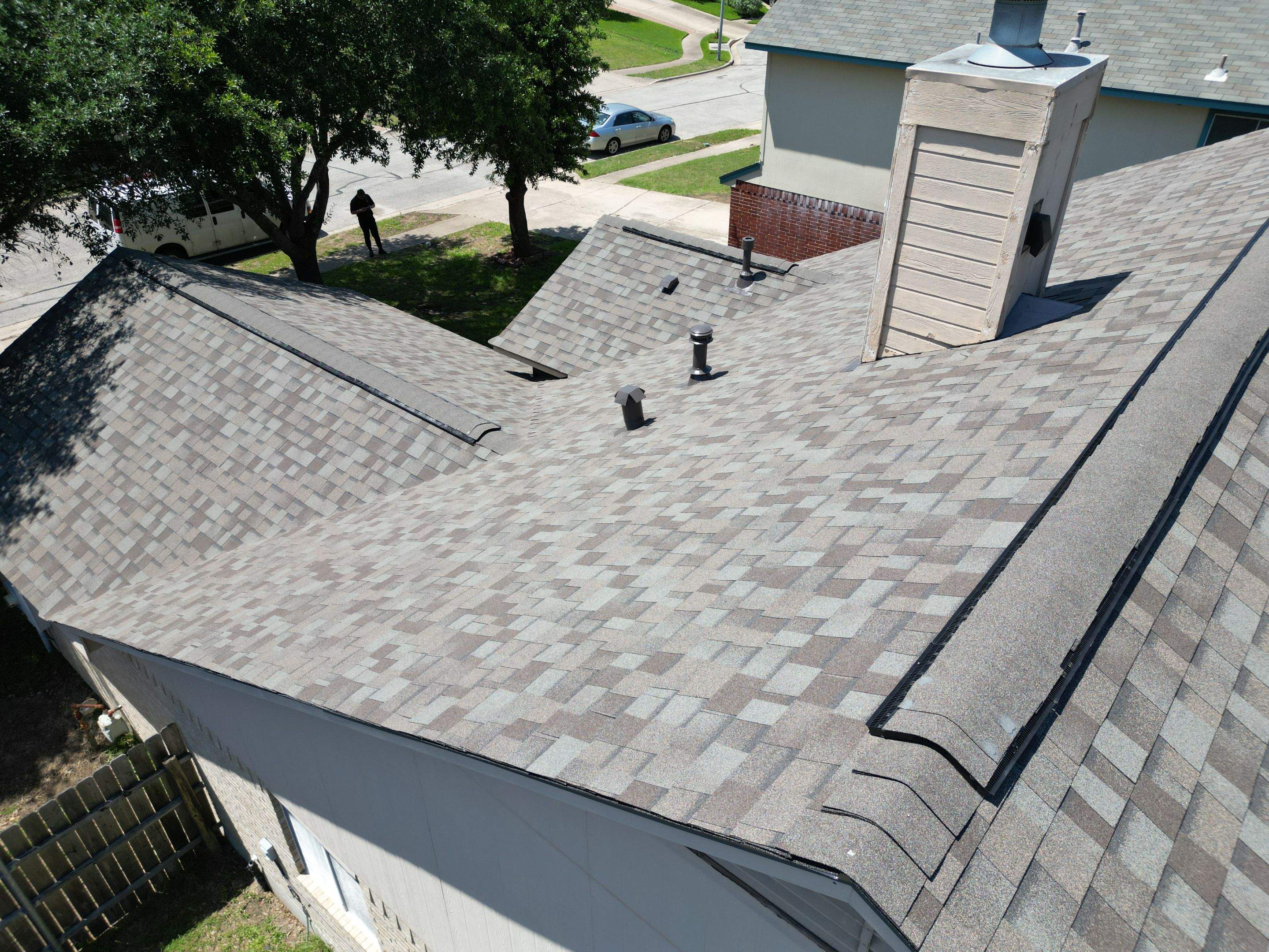 Driftwood - Owens Corning TruDefinition Duration by RoofsOnly.com