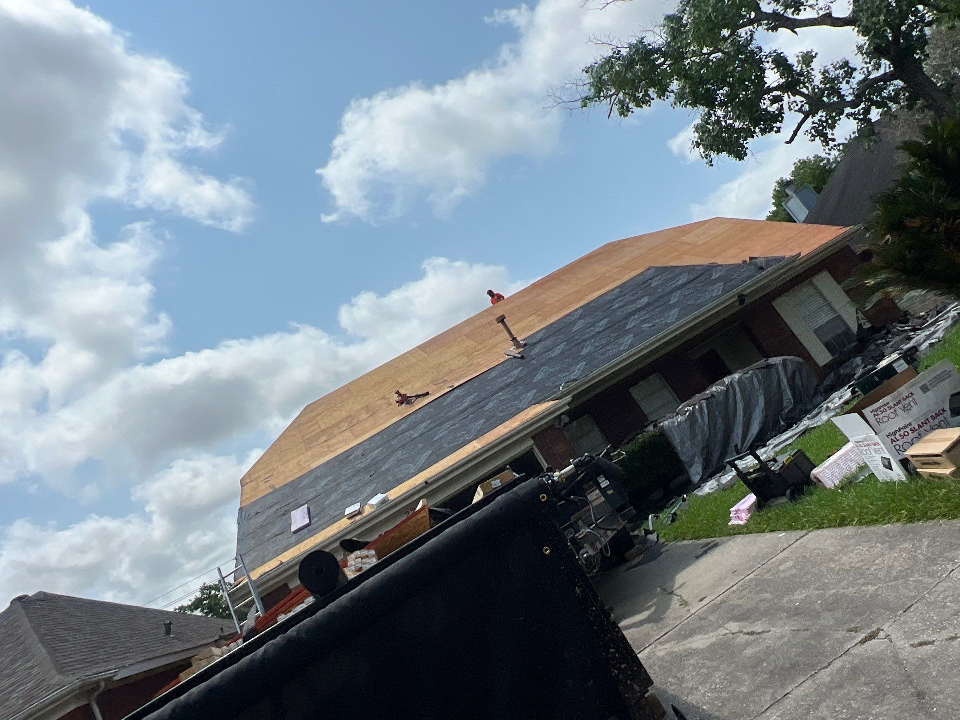 Residential Roofing Installation using Owen's Corning Duration (Lifetime) Shingles by Roof Repair Company