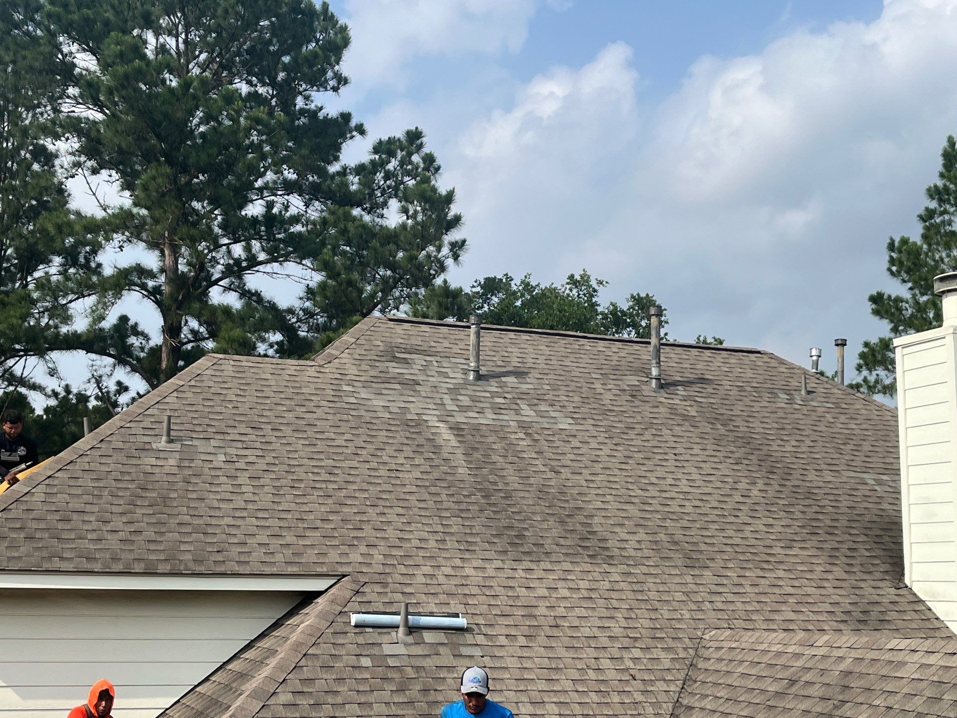Hail Damage using Owen's Corning Duration (Lifetime) Shingles by Roof Repair Company