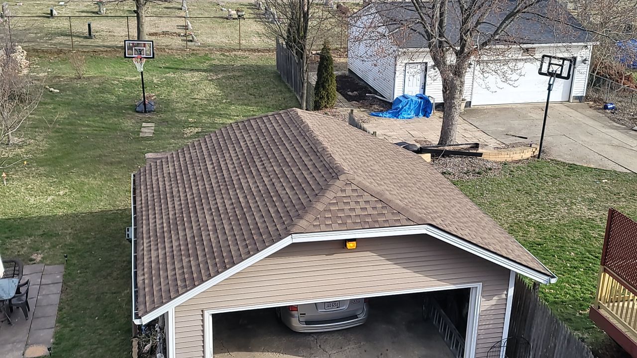 ATLAS PINNACLE COLOR: WEATHERED WOOD DRIP EDGE: MUSKET BROWN by Eagle Eye Roofing