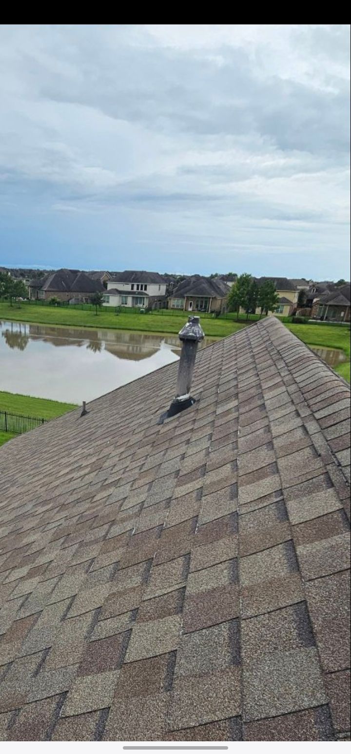 Hail Damage using Owen's Corning Duration (Lifetime) Shingles by Roof Repair Company