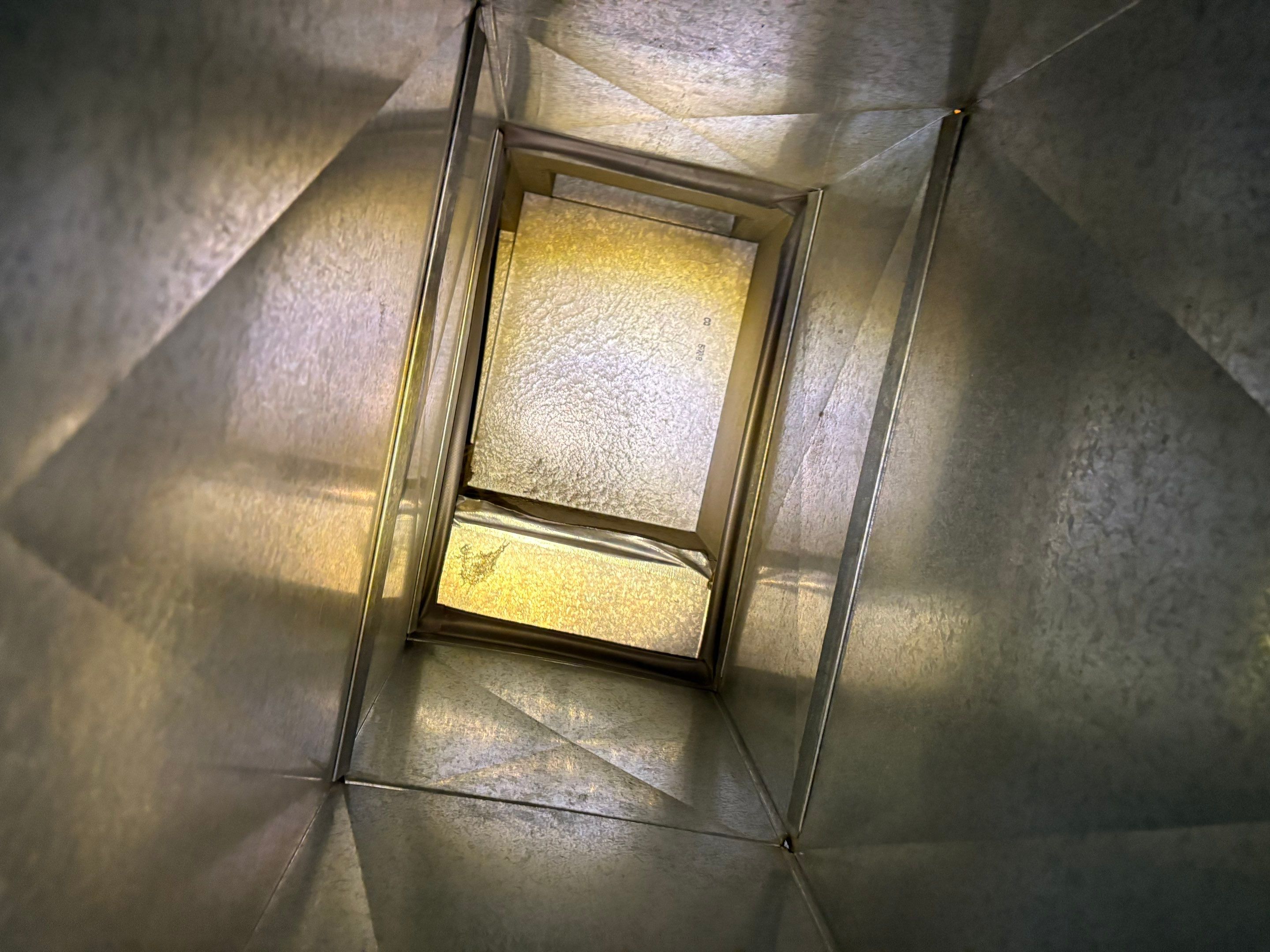 Duct Cleaning in New Market by Elemental Heating and air conditioning LLC