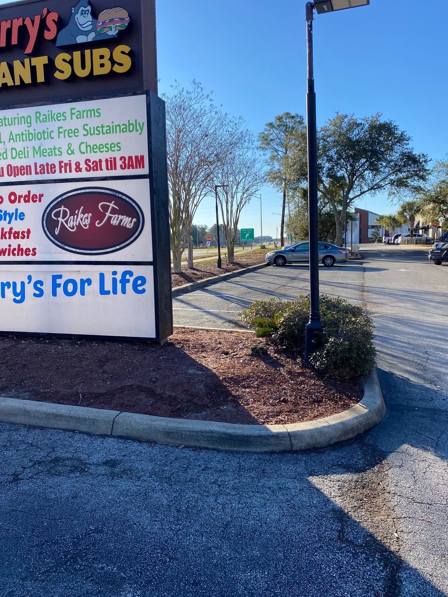 Larry’s Giant Subs | Rock & Mulch by ProGreen Services