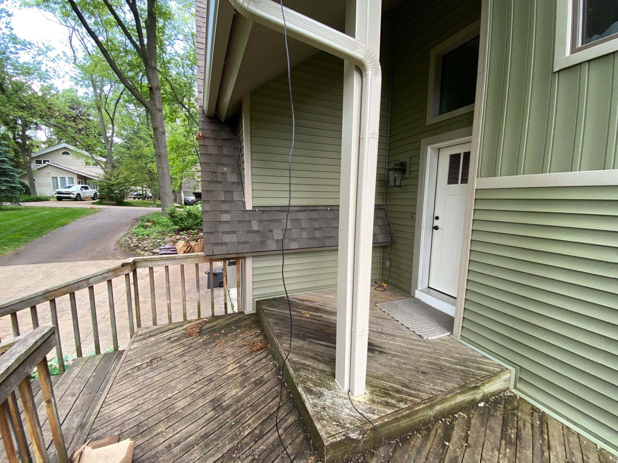 Siding Replacement using CertainTeed Restoration Classis D4 by 180 Contractors