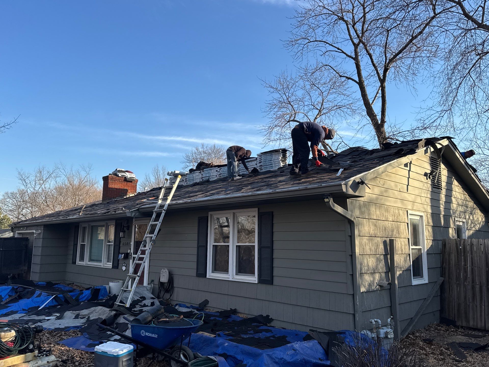 Storm Damage repair in Kansas City Missouri  IKO Dynasty Roof by EEC  Windows, Siding & Roofing 