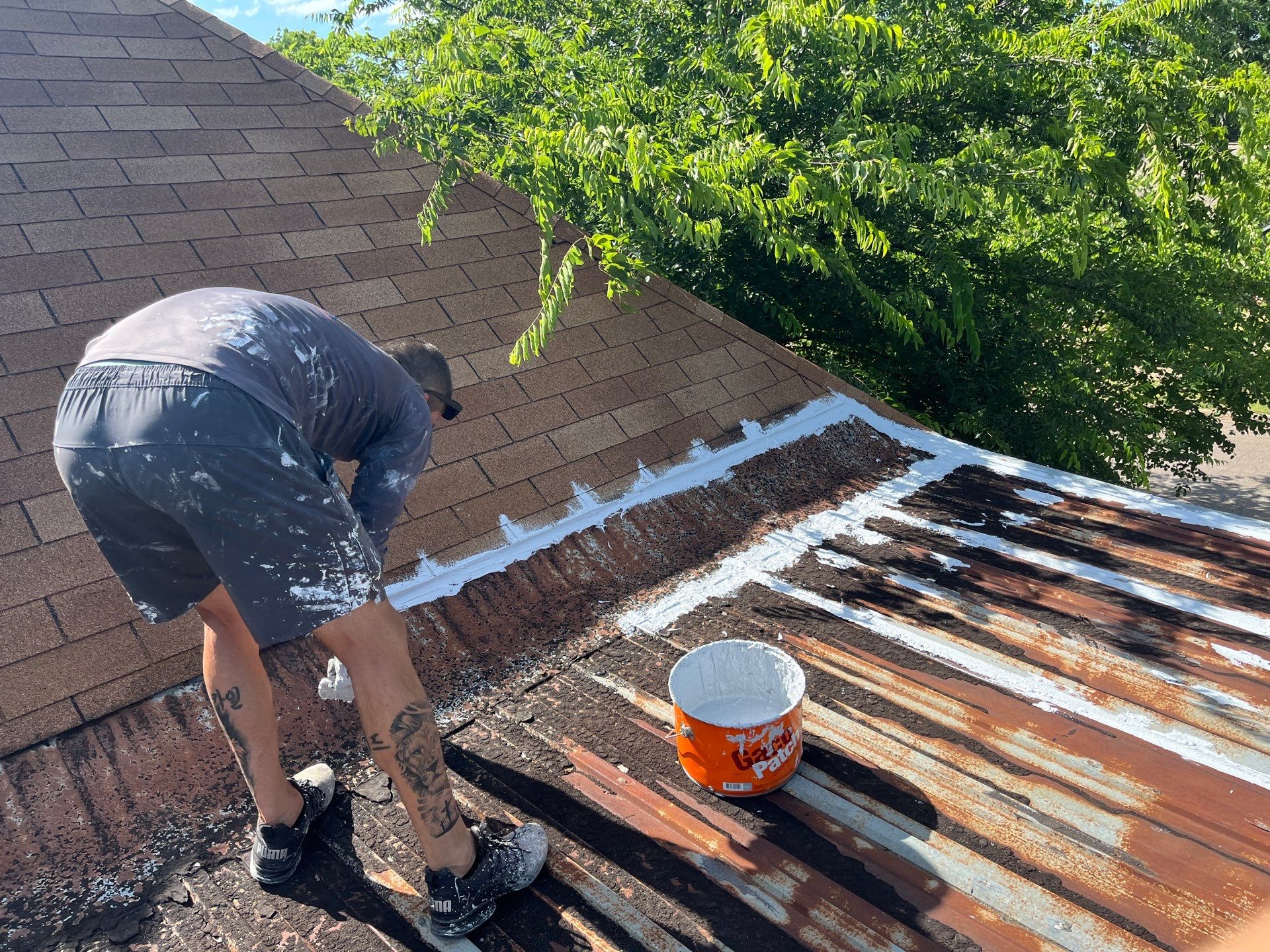 Residential Asphalt Shingle Repair and Metal Roof Coating in Durant by BANA Roofing and Solar Supply