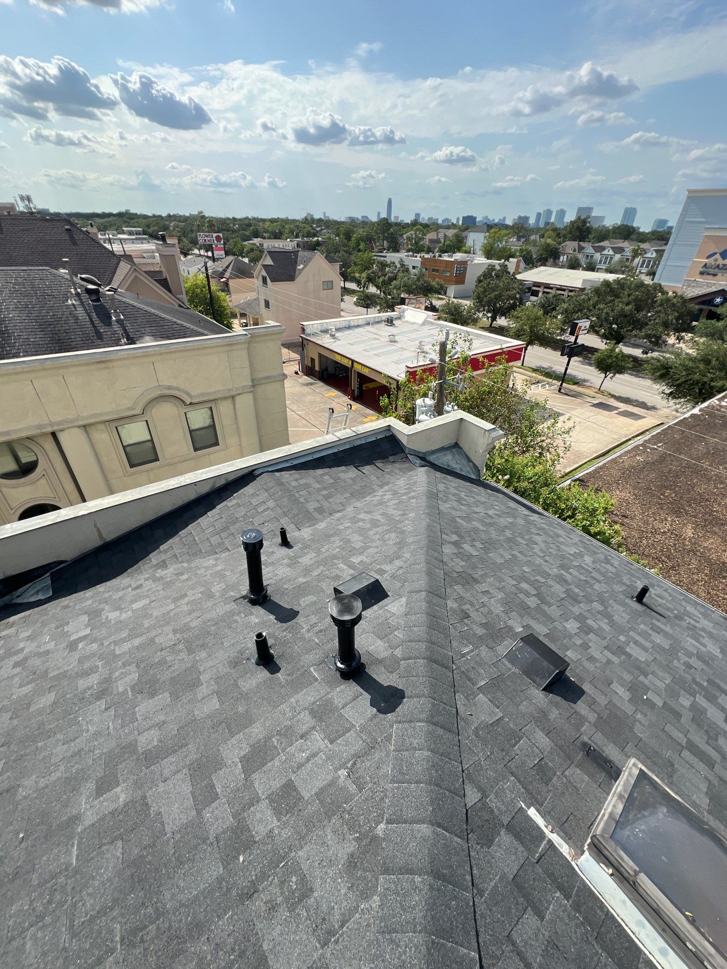 Residential Roofing Installation using Owen's Corning Duration (Lifetime) Shingles by Roof Repair Company
