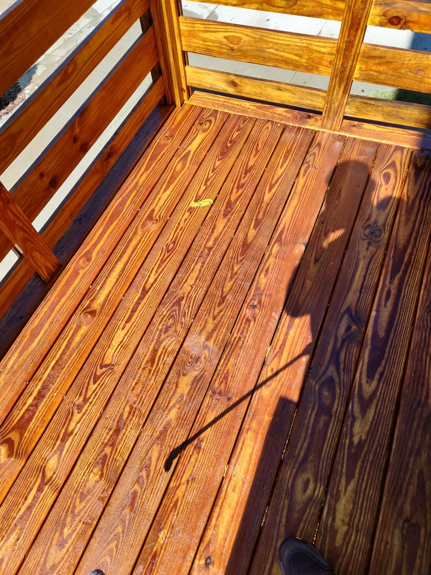 Deck and Fence using Wood Sealant by DuraSeal