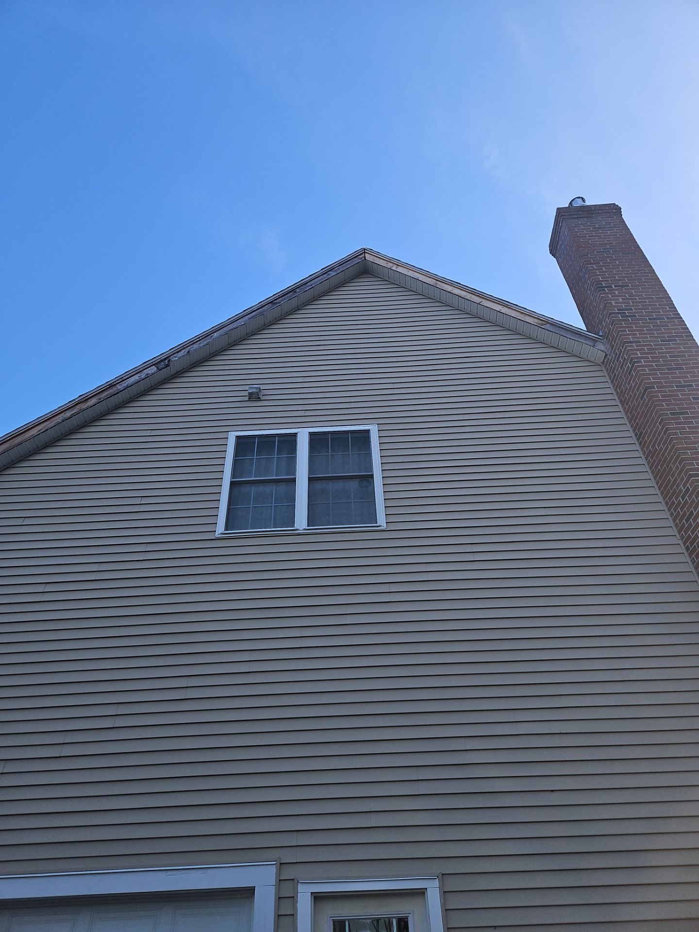 Siding Rake Repair – Littleton, MA by Mighty Dog Roofing of Greater Middlesex County