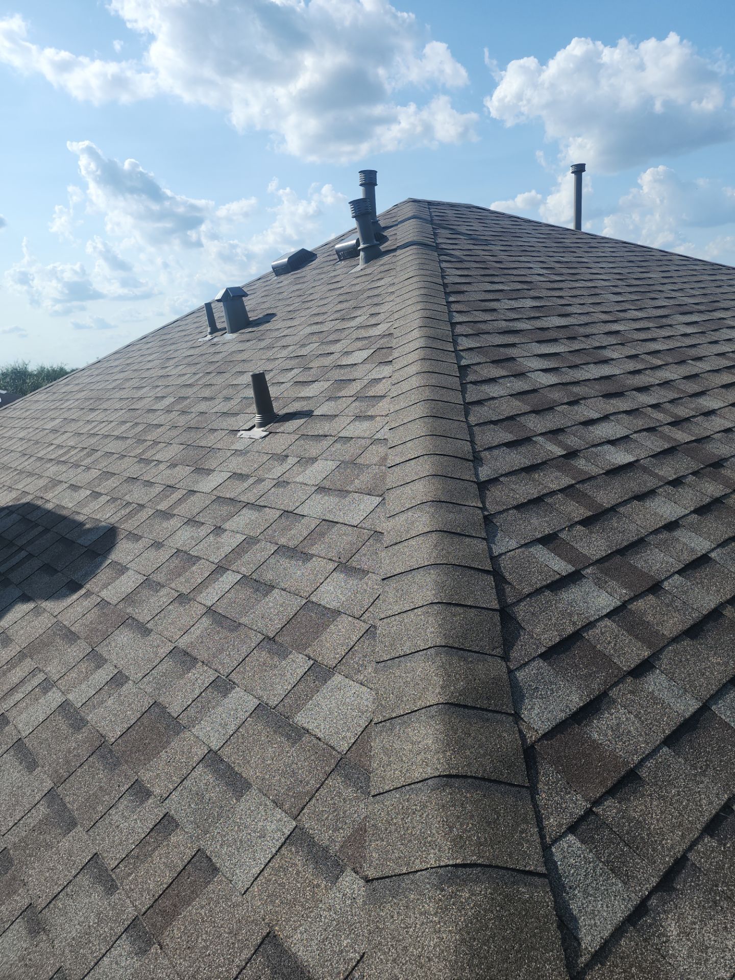 Residential Roofing Installation using Owen's Corning Duration (Lifetime) Shingles by Roof Repair Company