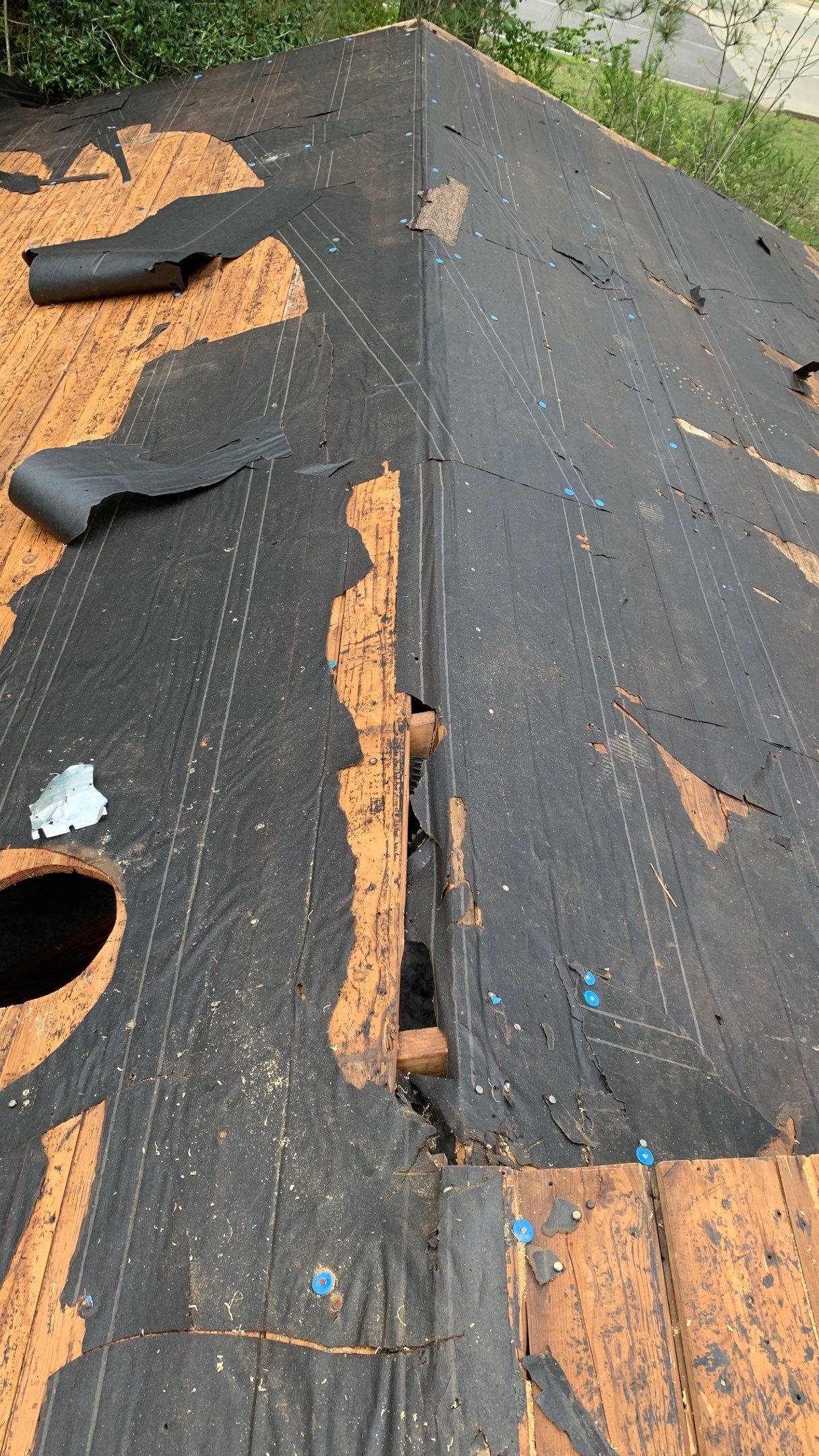 Residential Roofing Installation using CertainTeed XT25 by Hostetler Roofing