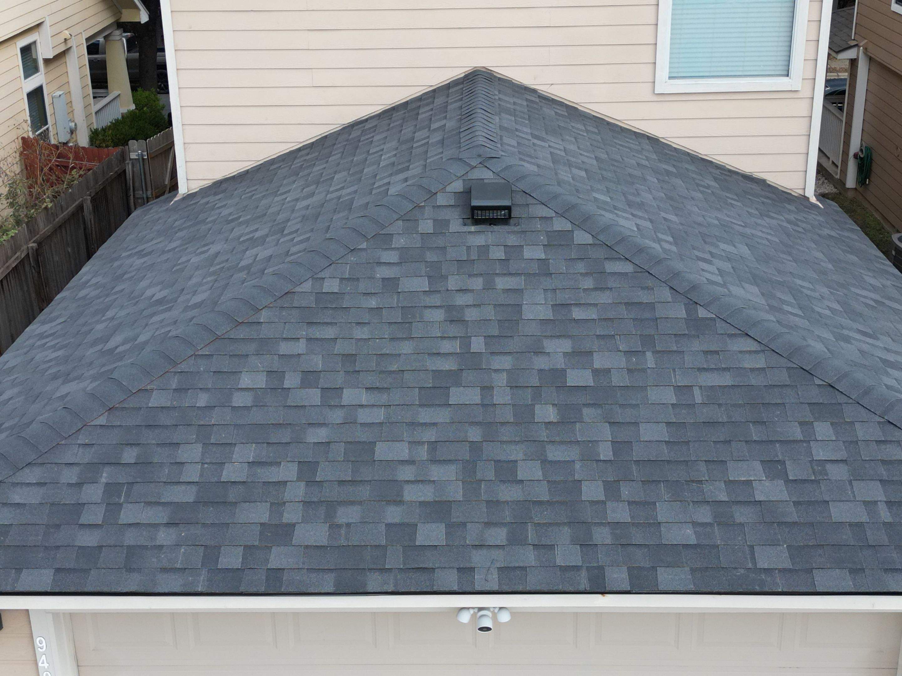 Onyx Black - TruDefinition Duration by RoofsOnly.com