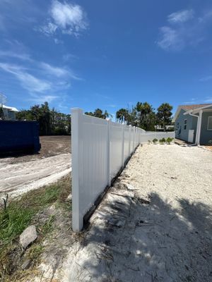 Vinyl Privacy Fence Installation in Bradenton, FL